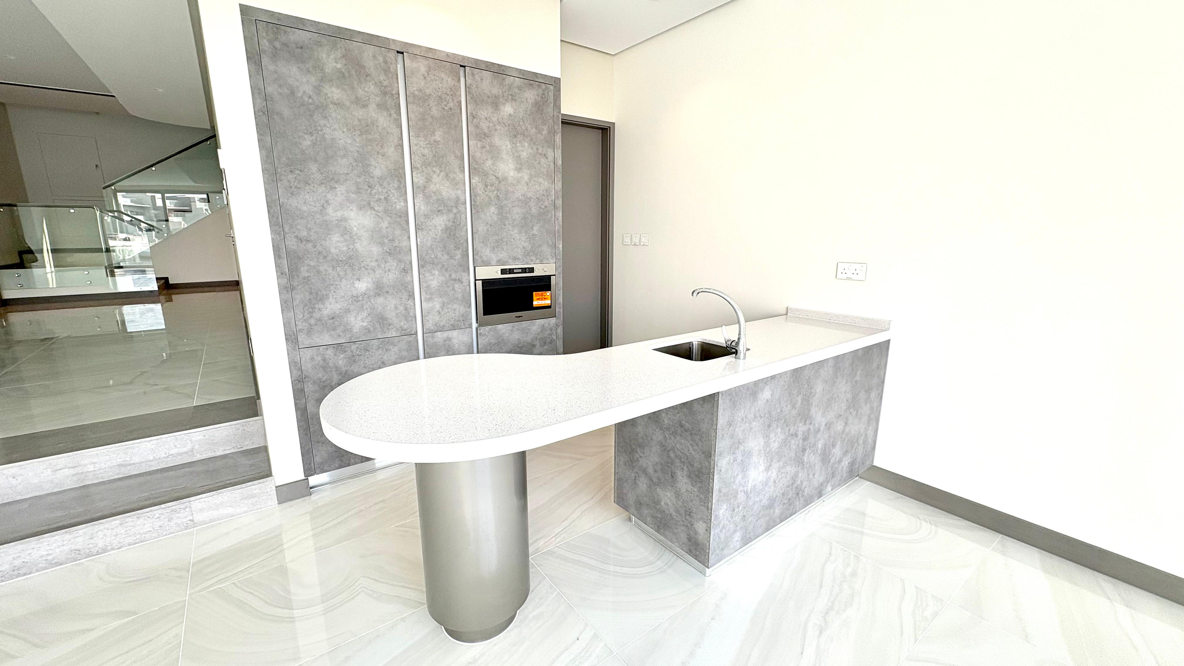 Brand New Villa with Private pool and Beach Access 