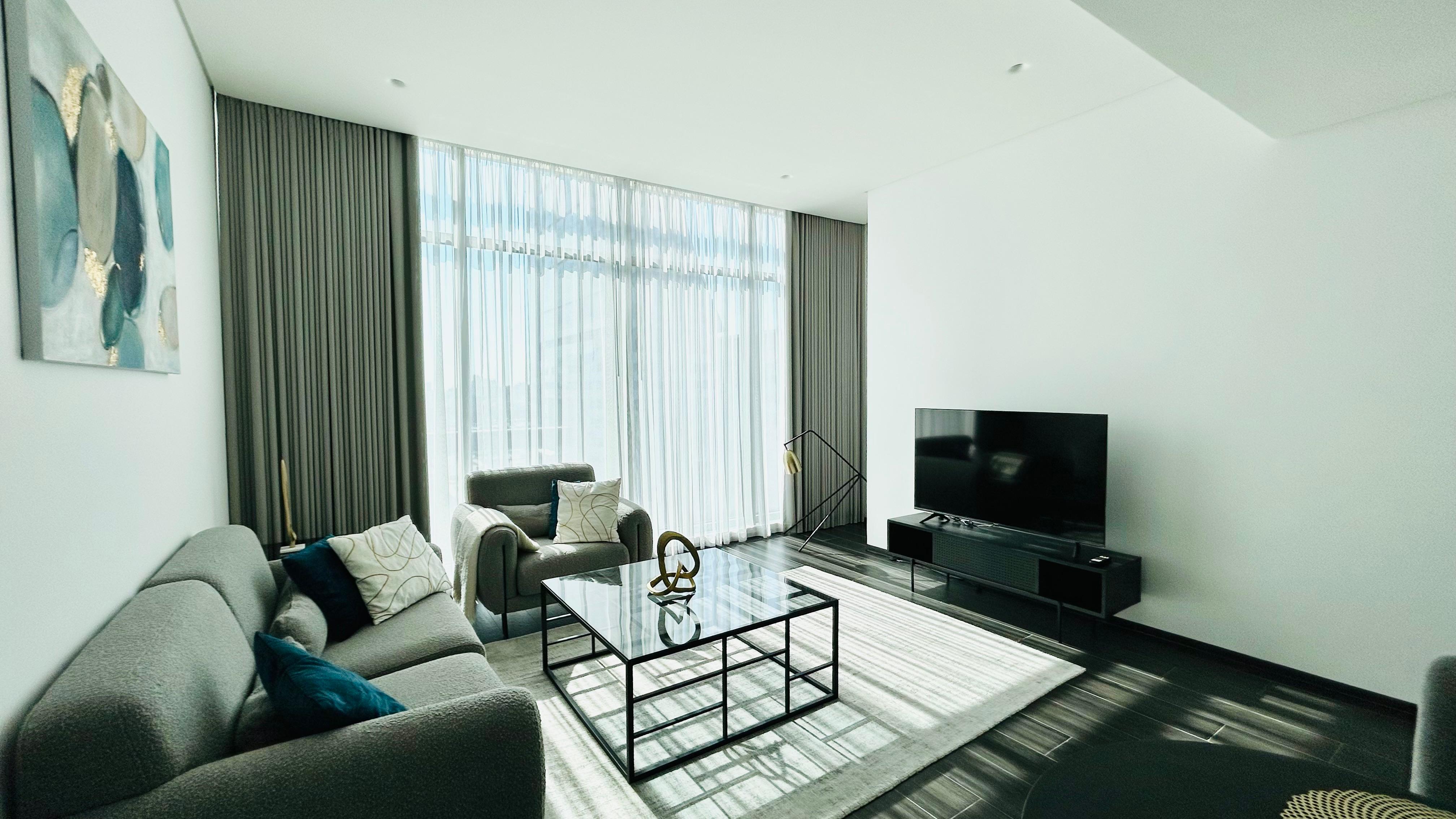 Luxury One bedroom apartment in Harbour Row 