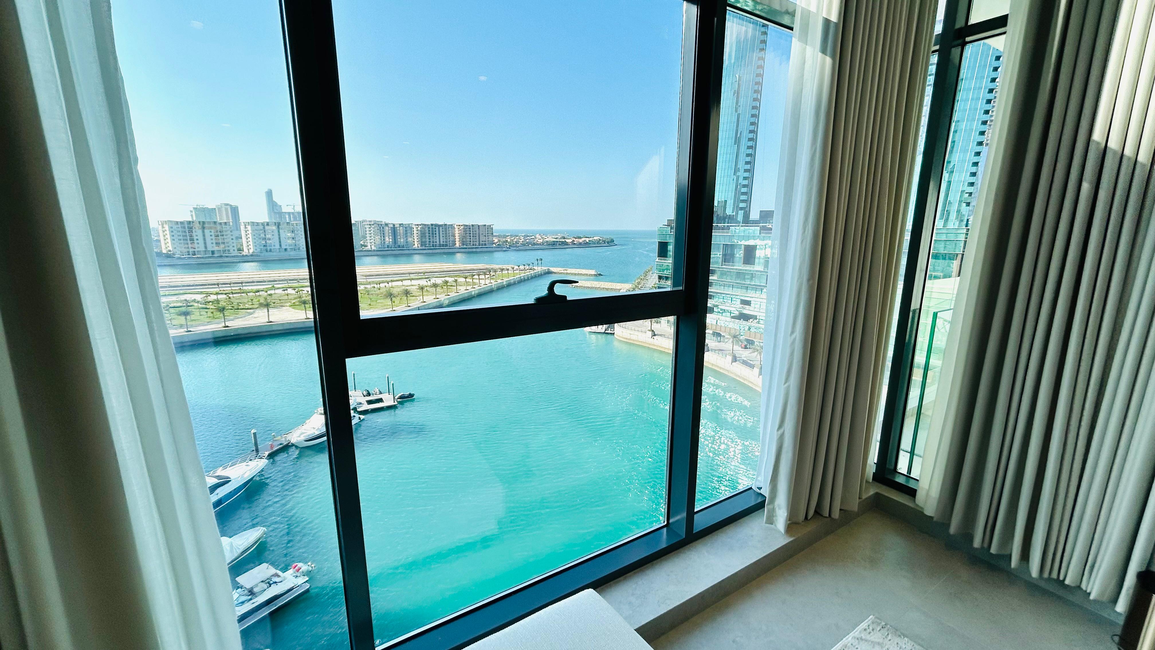 Sea view and Brand new Luxury One bedroom in Bahrain Financial Harbour 