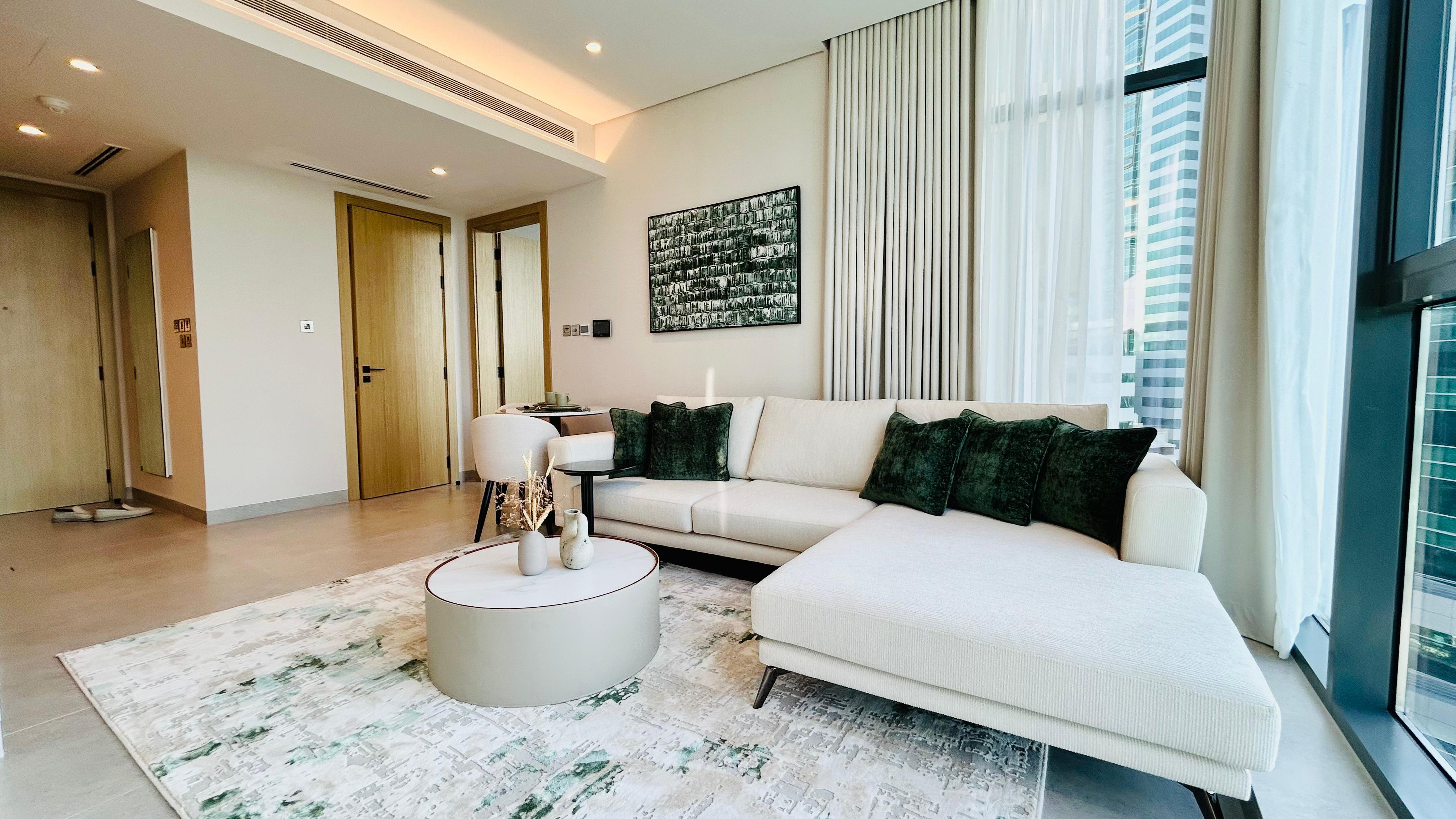 Brand new Luxury One bedroom in Financial Harbour 