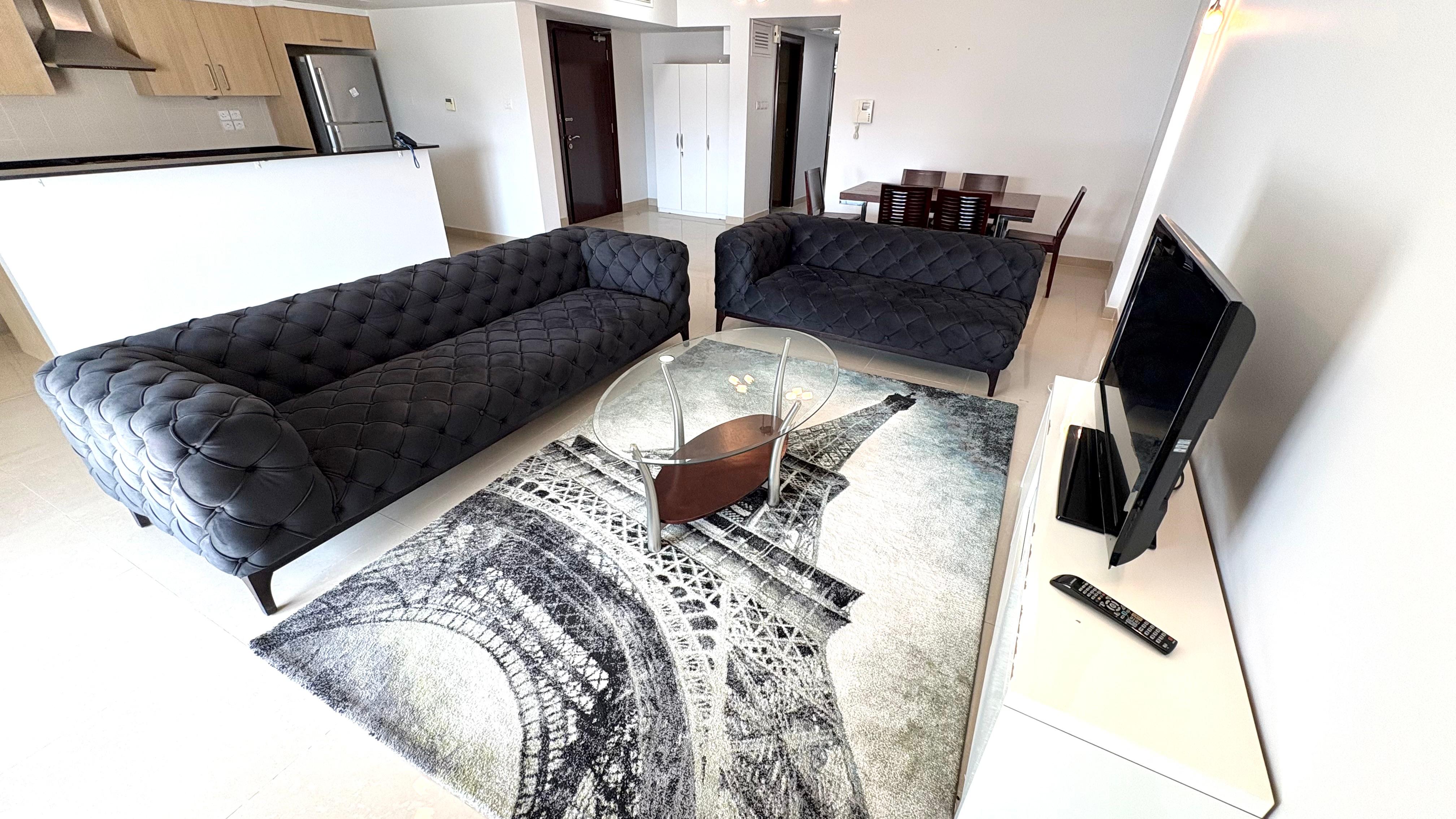 Spacious Apartment with Terrace