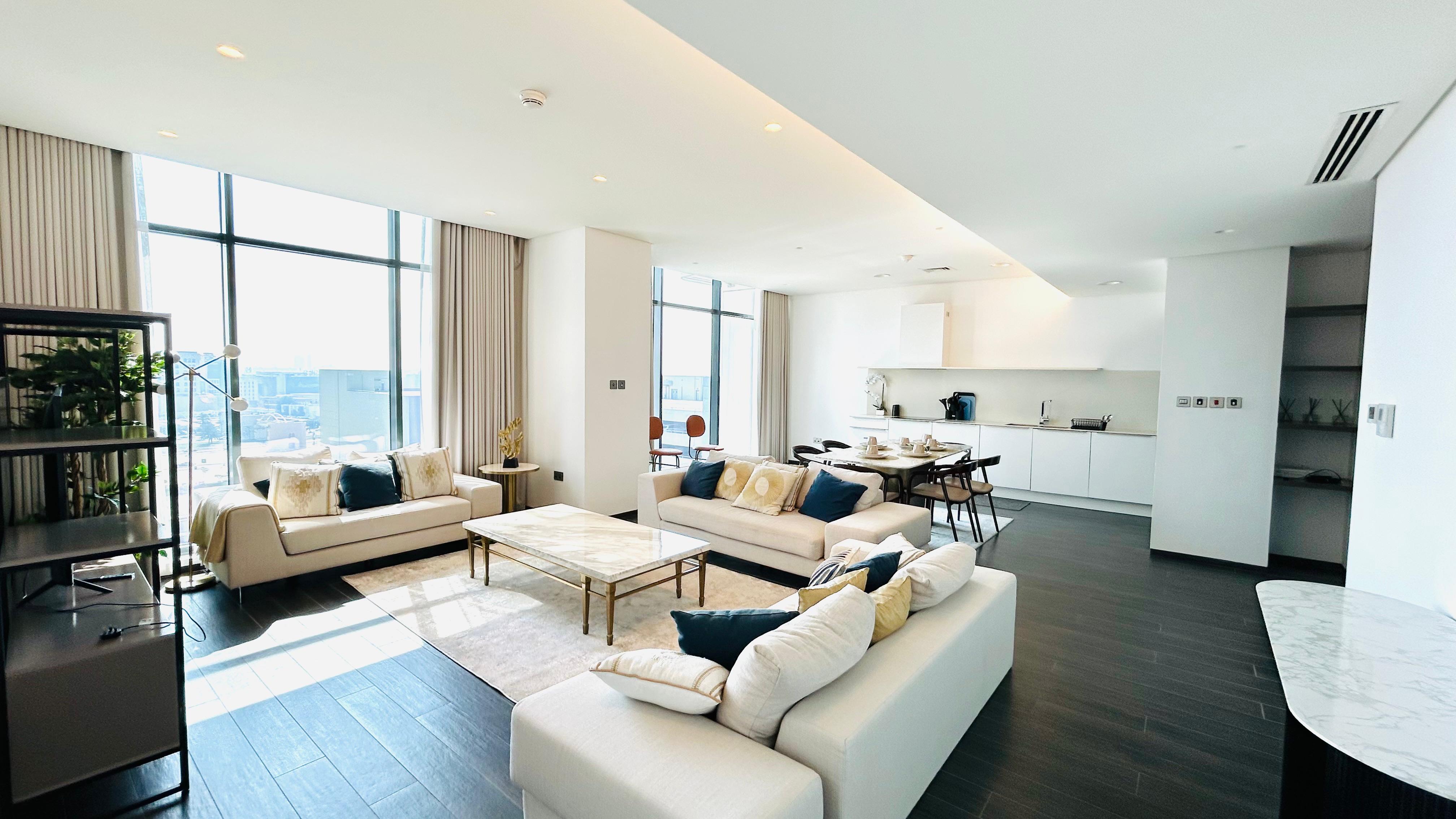 Luxury 2 bedrooms penthouse in Financial Harbour 
