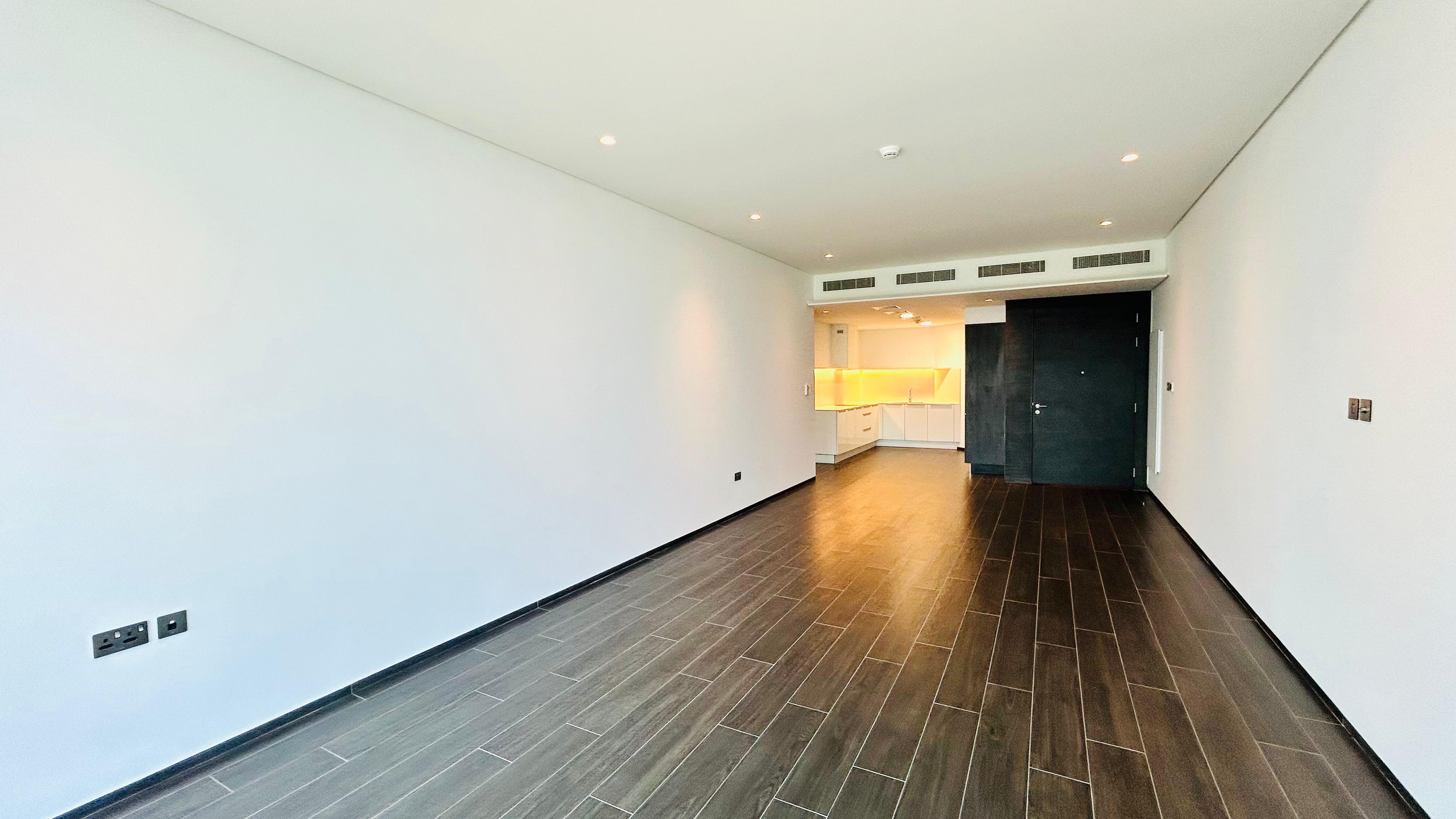 Brand new & Open Sea view Two bedrooms in Harbor row 