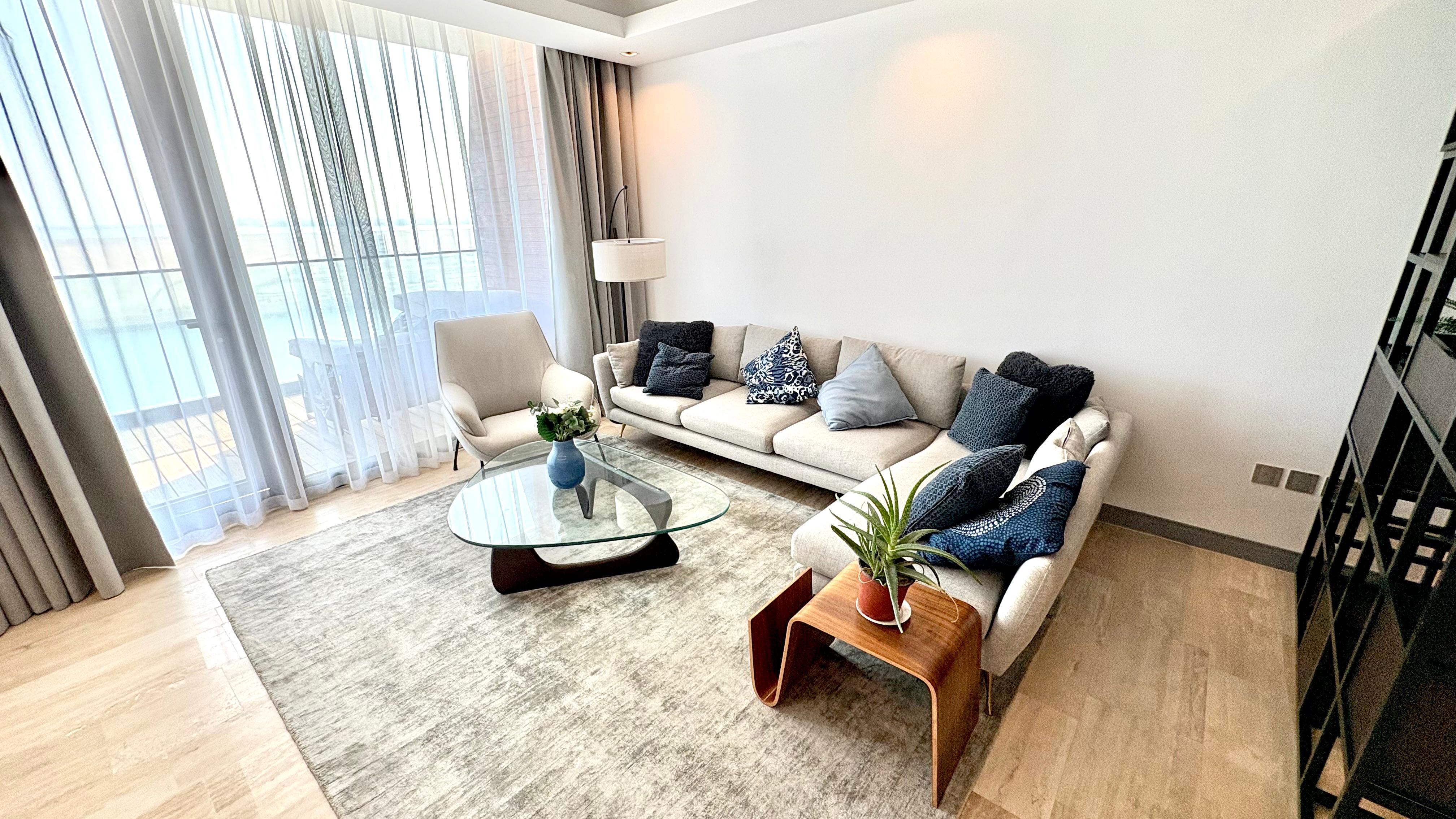 Bright 2-Bedroom Apartment | Open Kitchen & Balcony | Ready  Move-In