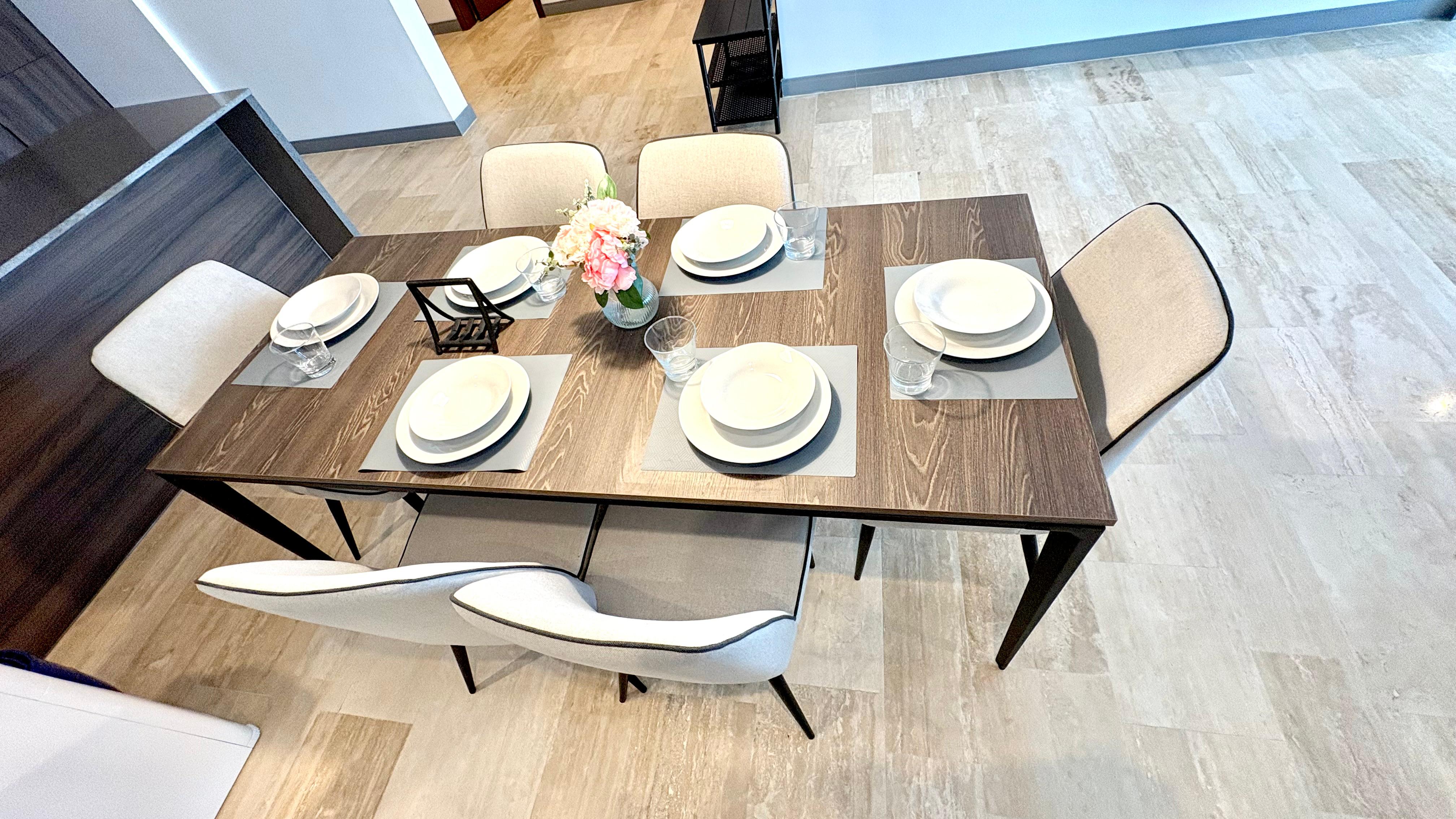 Bright 2-Bedroom Apartment | Open Kitchen & Balcony | Ready  Move-In