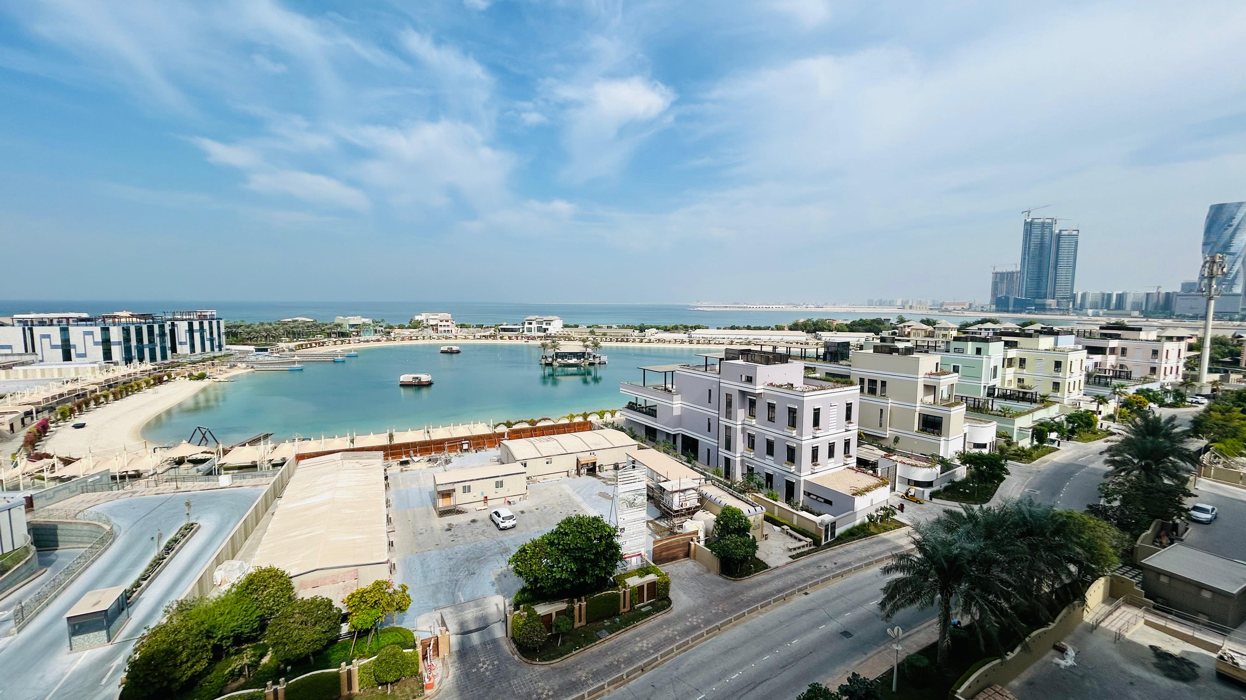 Brand new Luxury Two bedrooms in Reef Island.