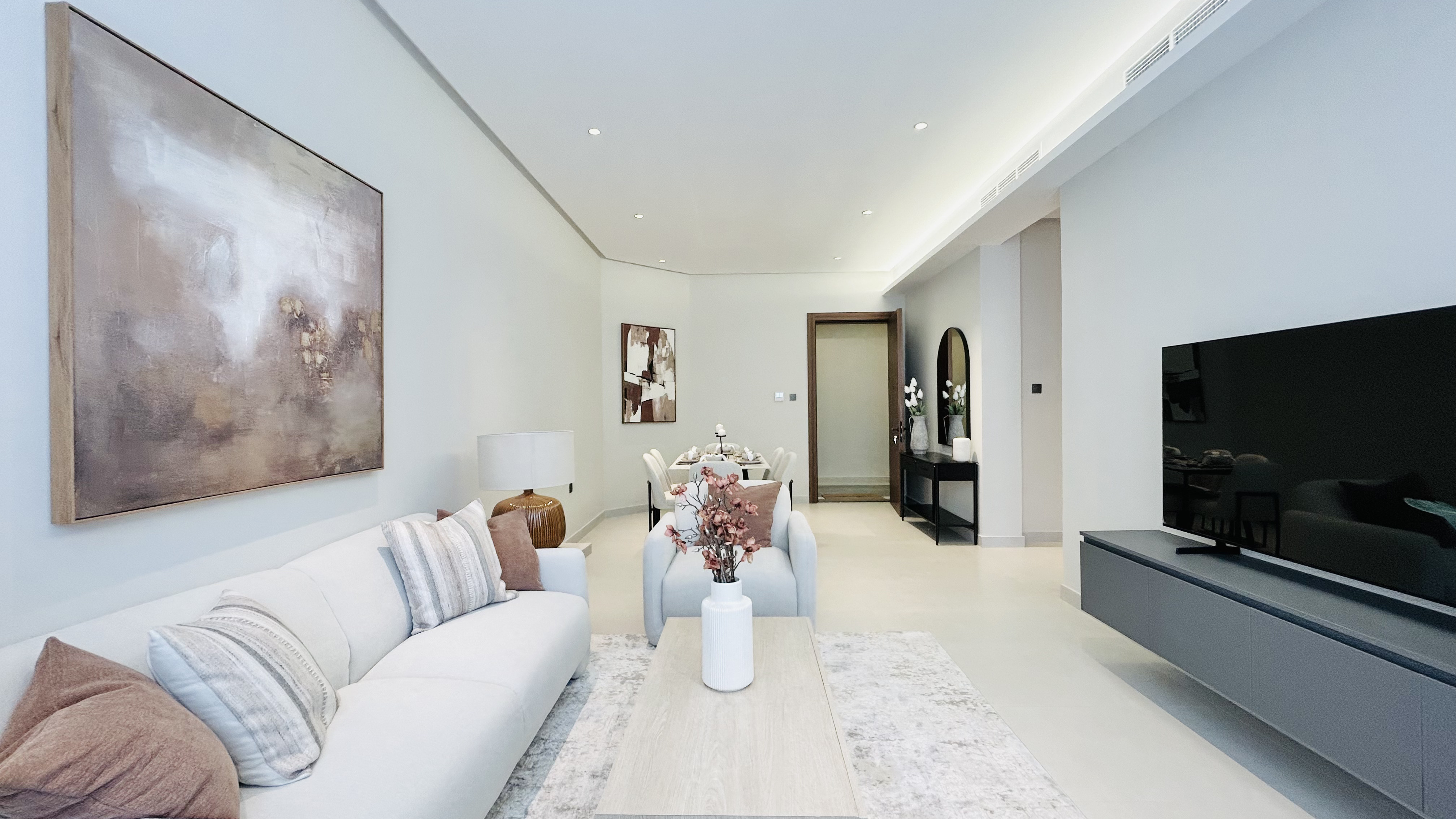 BRAND NEW | LUXURY | SPACIOUS ROOMS | BALCONY