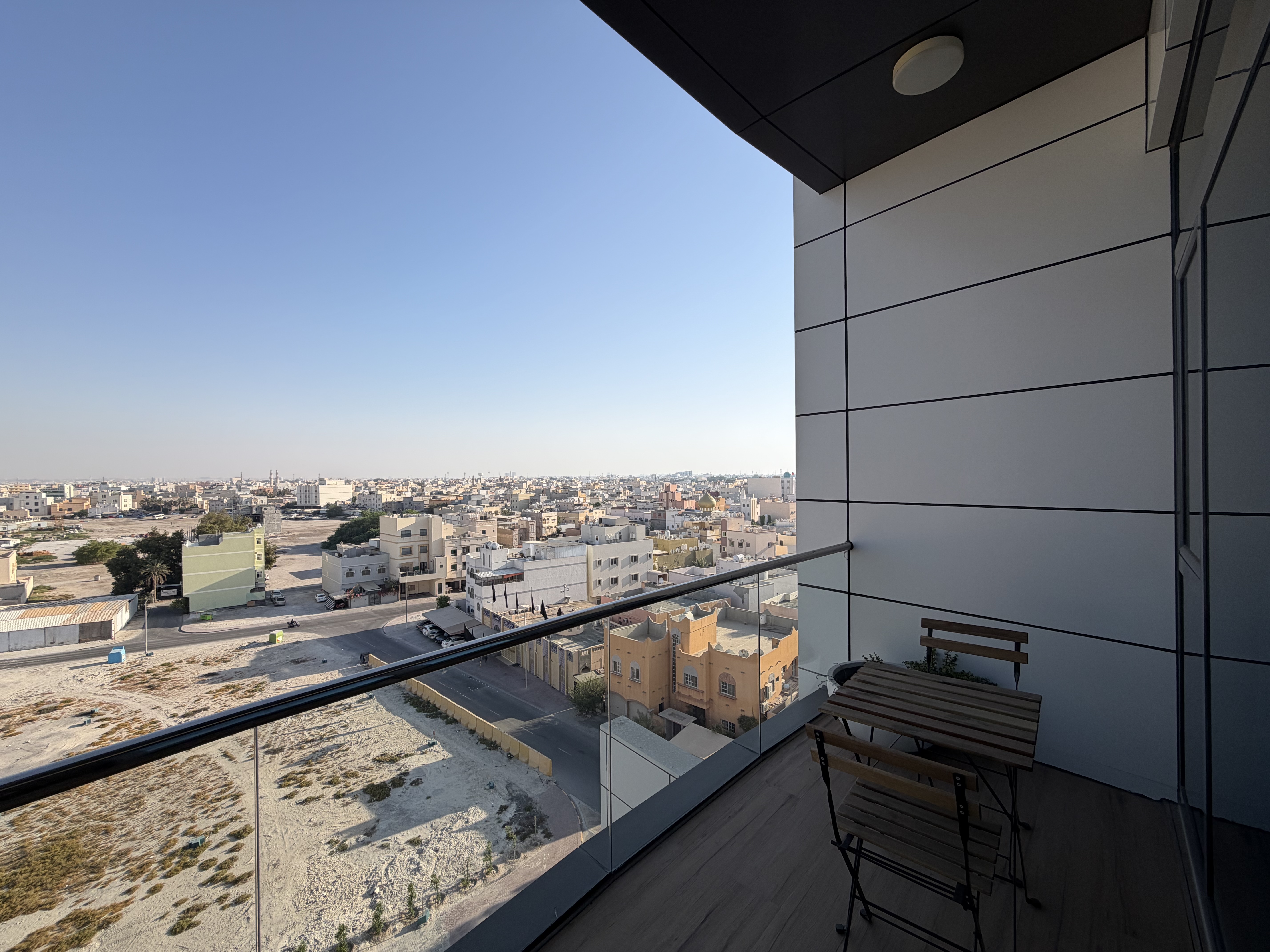 BALCONY | MODERN FURNISHINGS | BRIGHT | PRIME LOCATION
