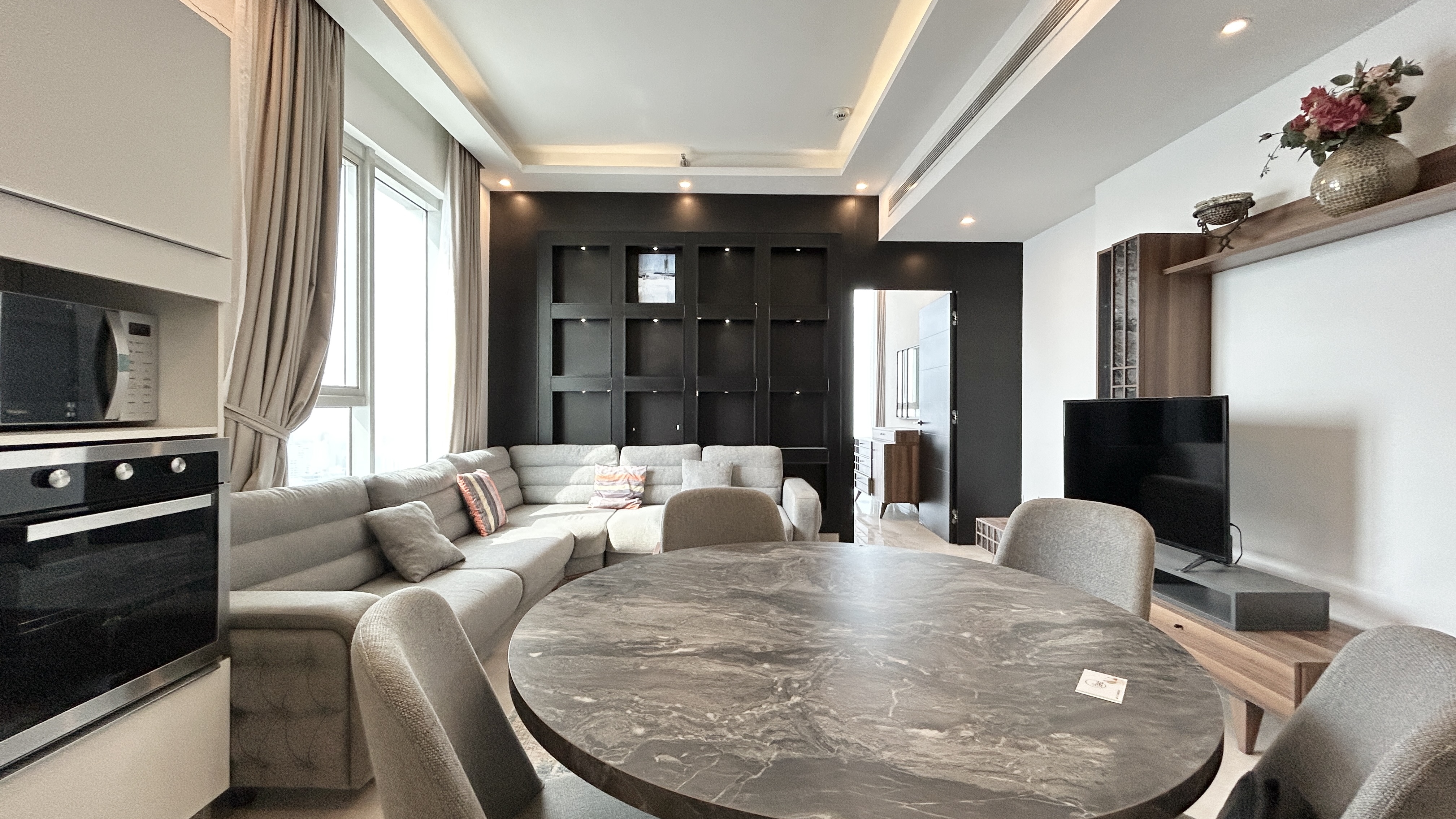 MODERN | CITY/SEA VIEW | SPACIOUS ROOM | AMENITIES