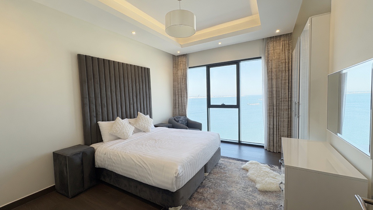 STUNNING SEA VIEW | LUXURY 1 BEDROOM | PRIME JUFFAIR