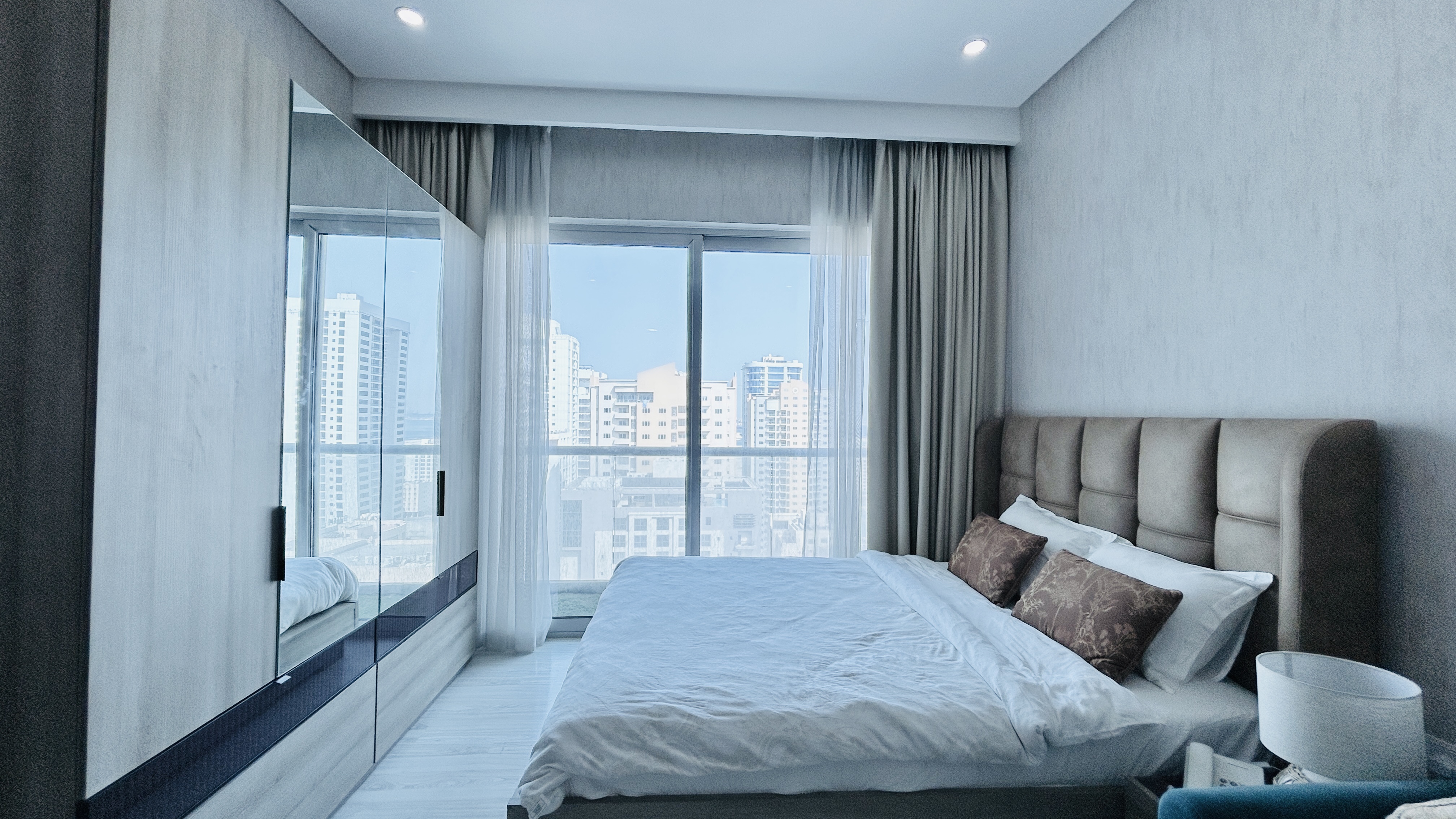 MODERN | BALCONY | HIGHFLOOR | CITY VIEW