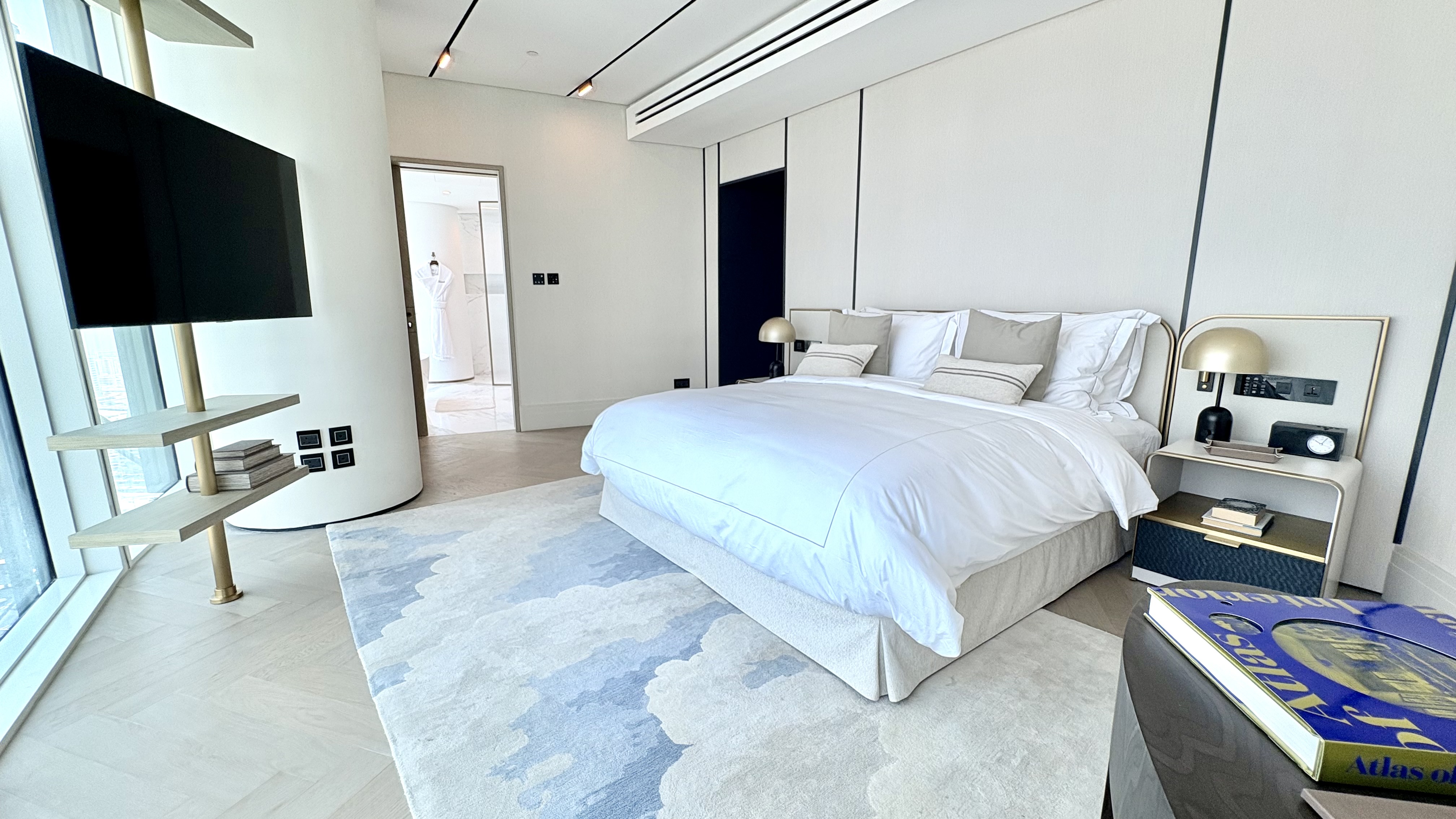Kempinski 2BR Sea View | 10-Year Payment Plan