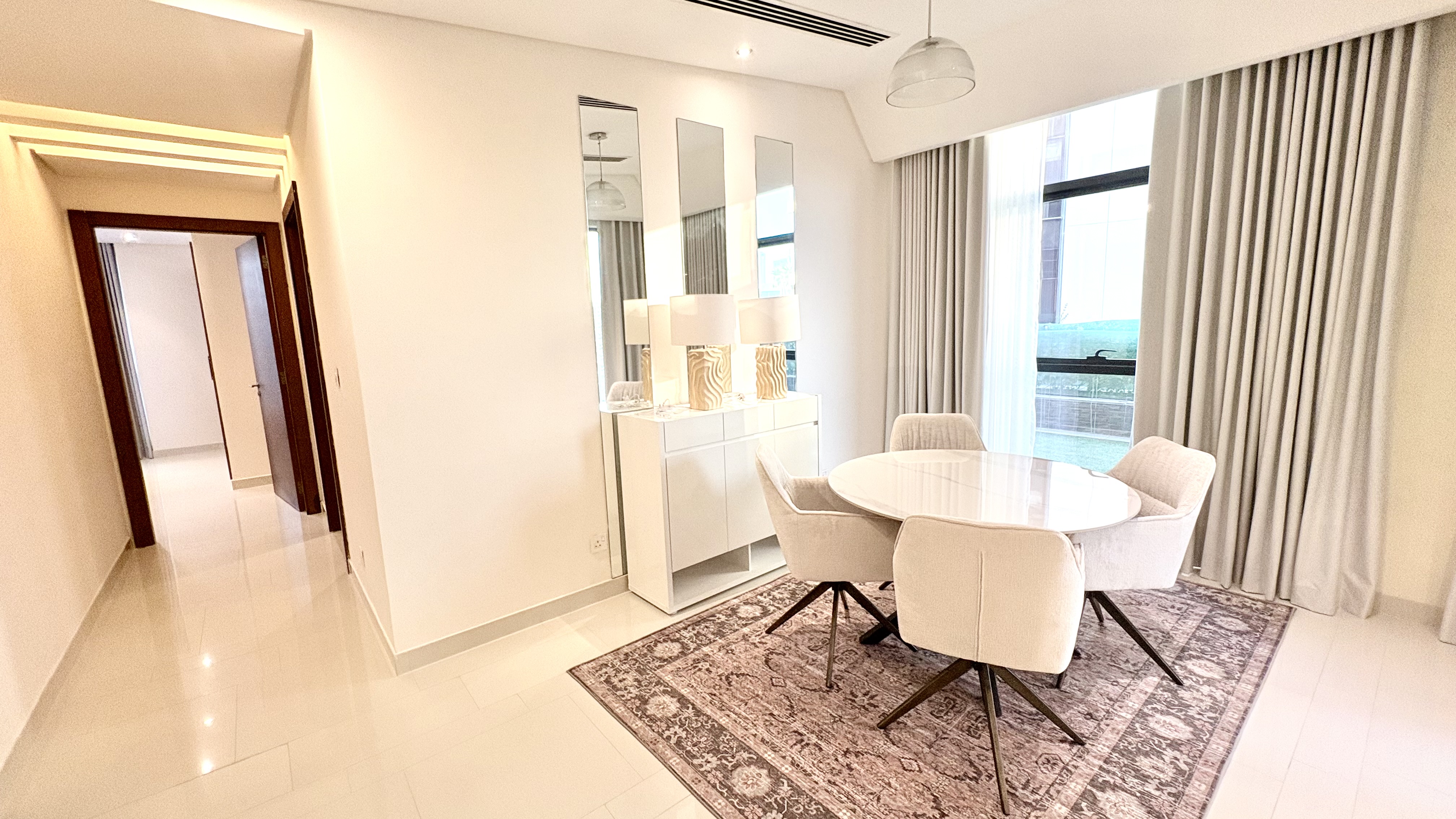 Luxury 2BR Garden Oasis in Reef Island