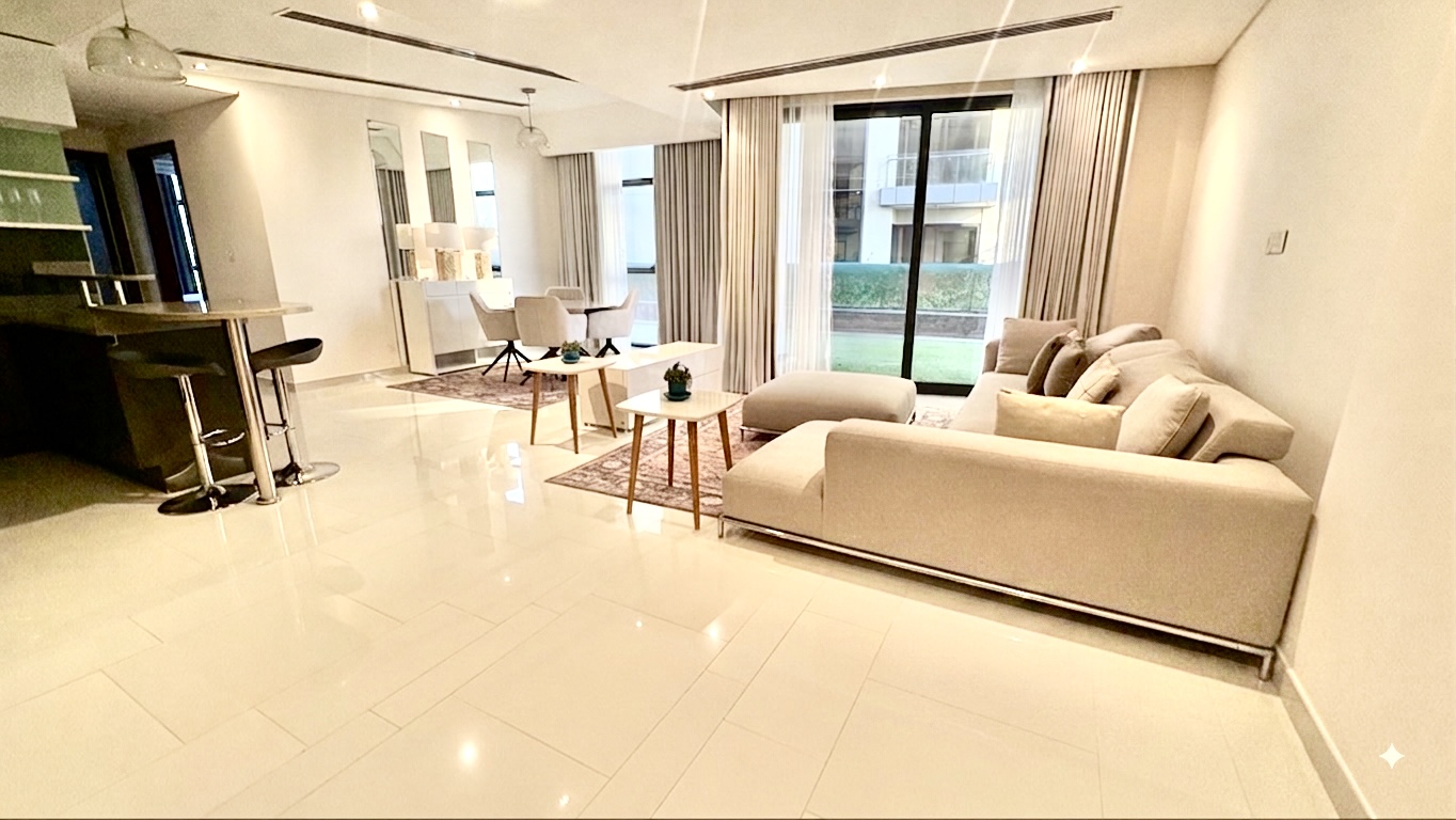 Luxury 2BR Garden Oasis in Reef Island