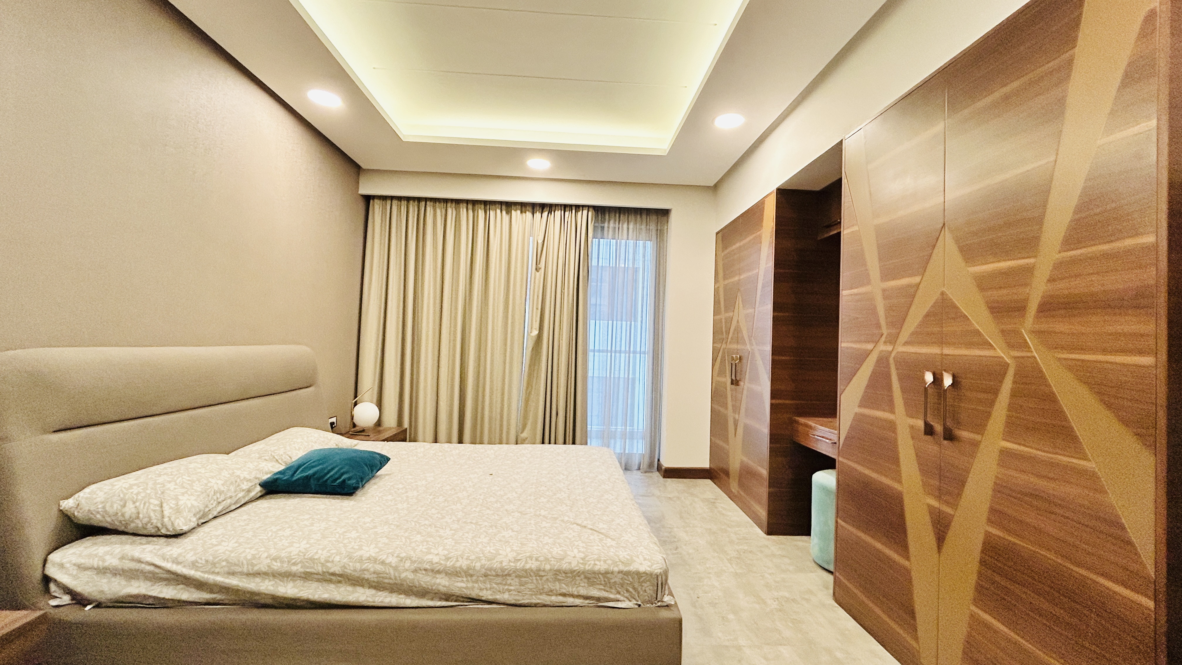 MODERN | PARTIAL SEA VIEW | SPACIOUS | BALCONY