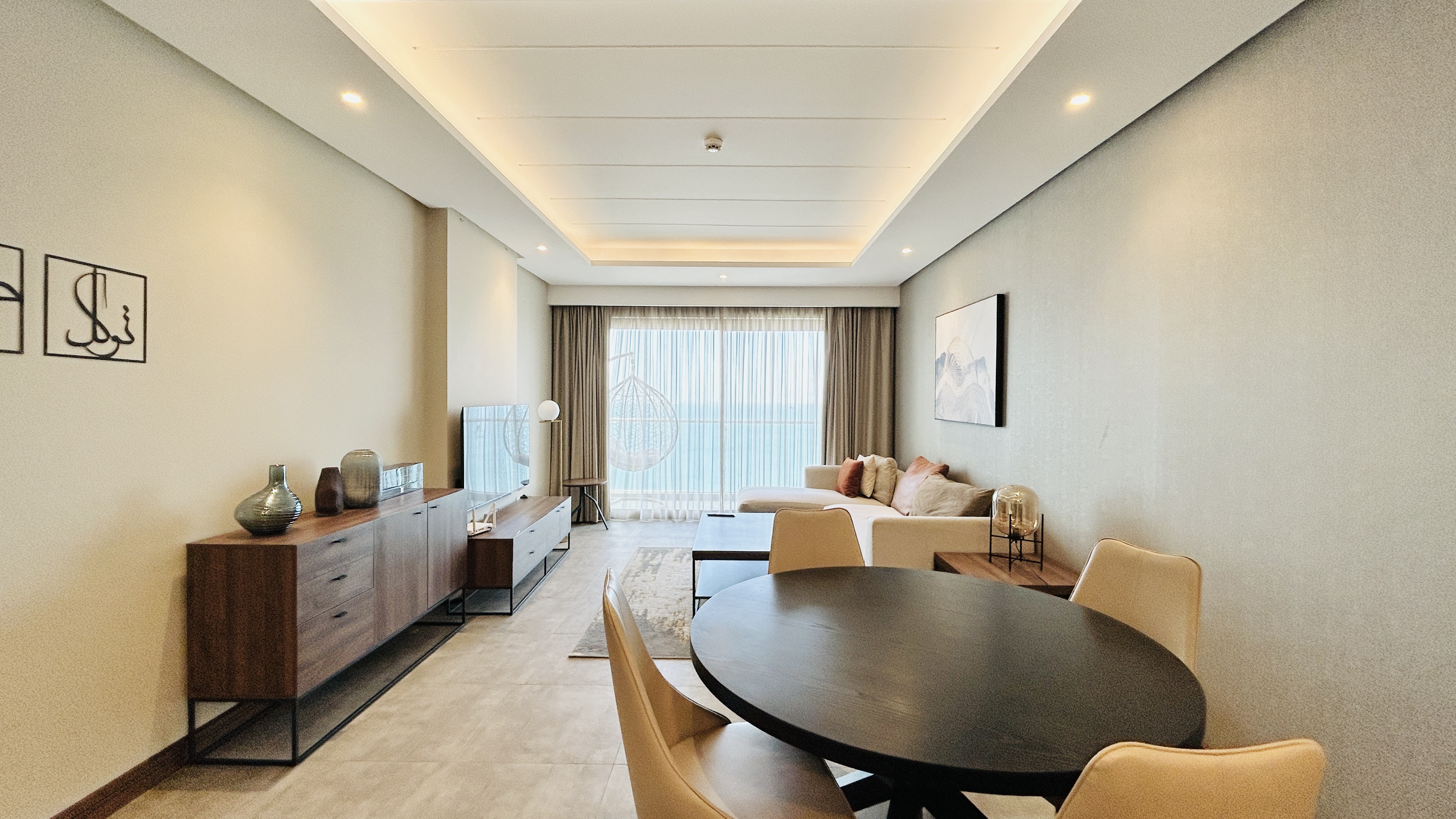 LUXURY | FULLSEAVIEW | SPACIOUS ROOMS | BALCONY