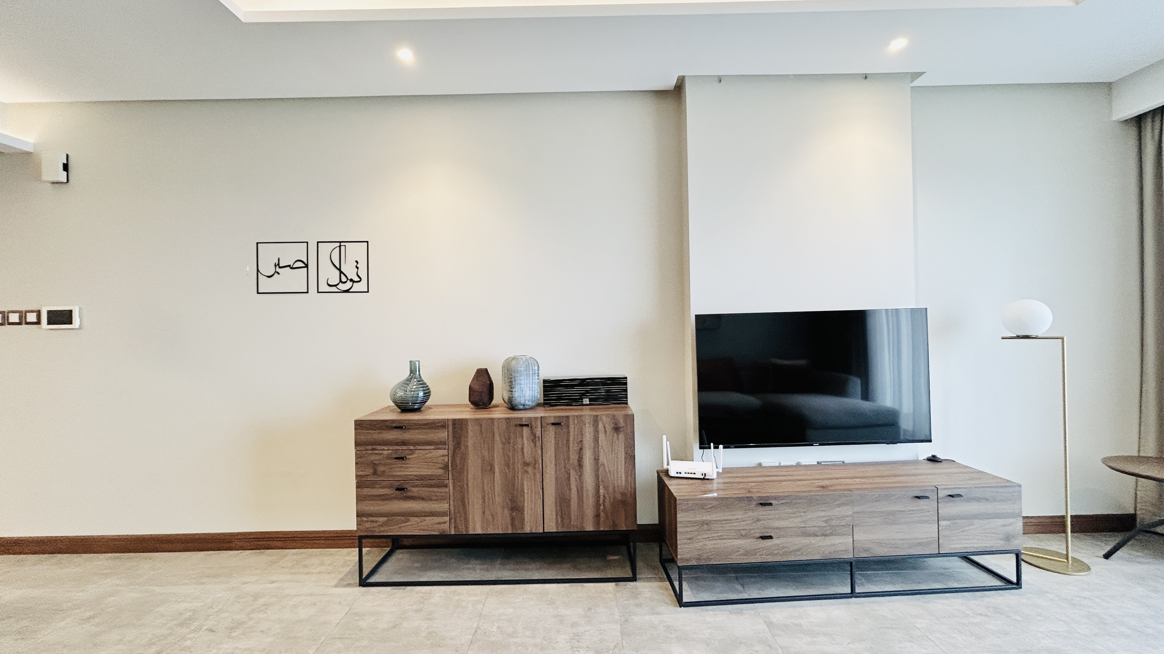 LUXURY | SEAVIEW | SPACIOUS ROOMS | BALCONY