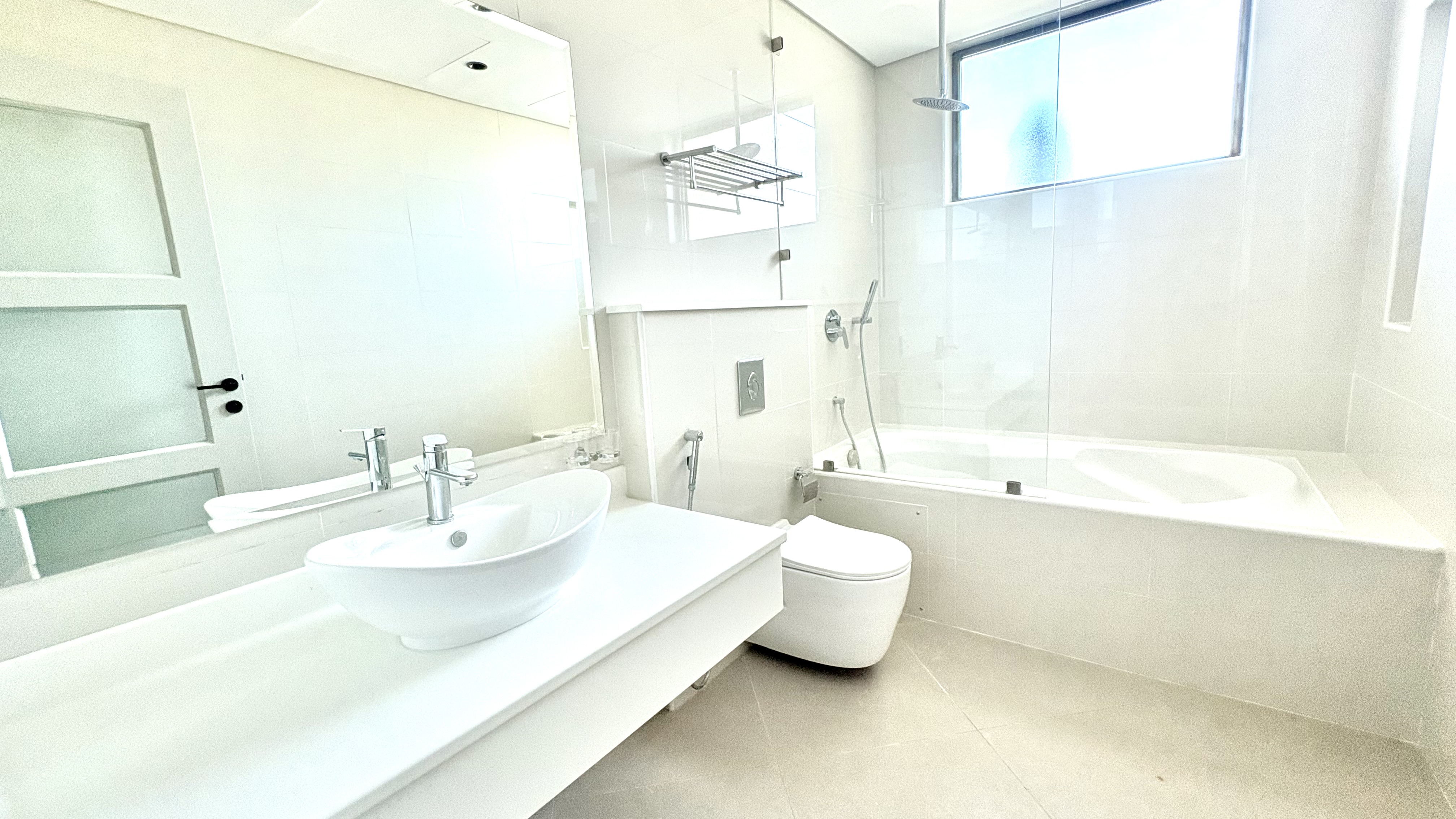 Brand-New 1-Bedroom Apartment | Private Garden | Reef Island