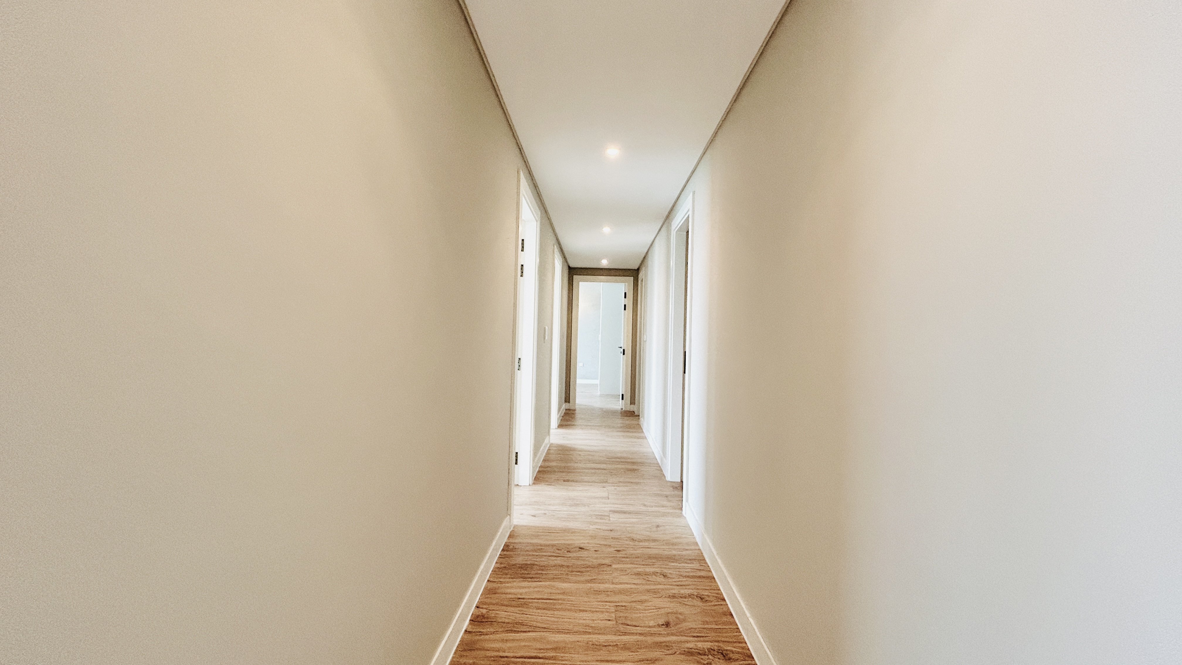MODERN | SPACIOUS ROOMS | SEA VIEW | GREAT AMENITIES