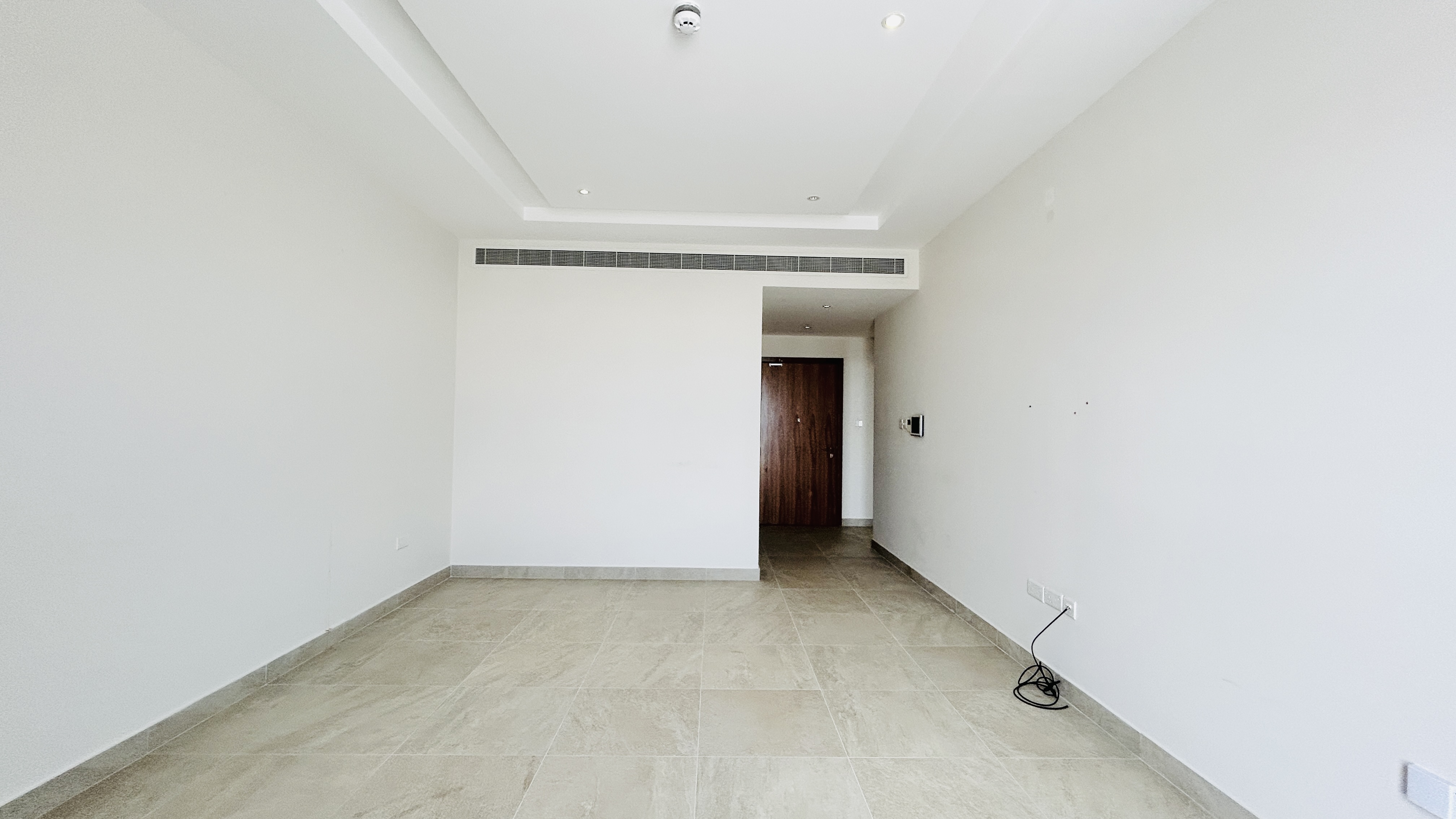 CLOSE KITCHEN | MODERN | SPACIOUS ROOMS | CITY VIEW