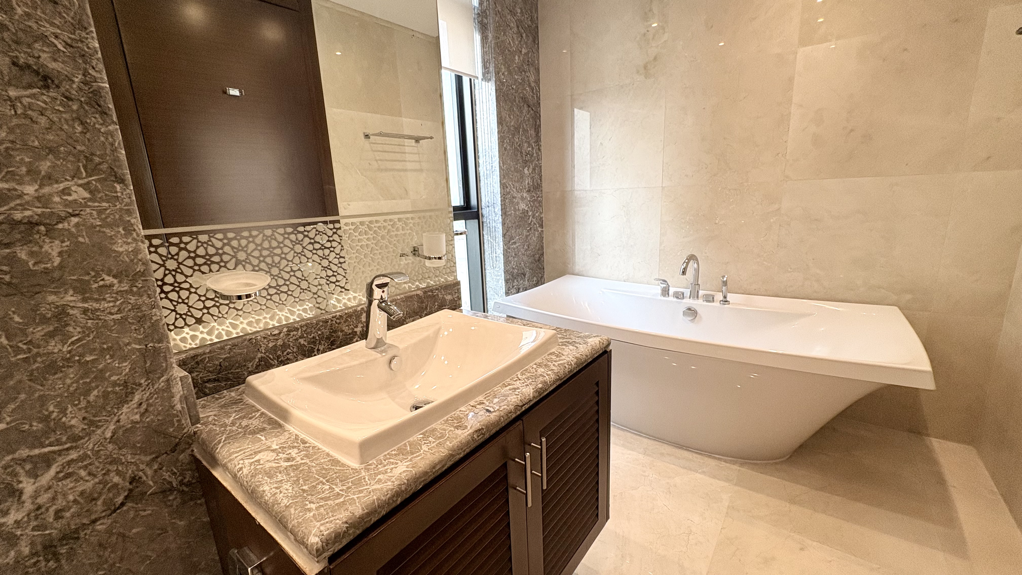 Premium 3BR | Sea & Beach View | Reef Island