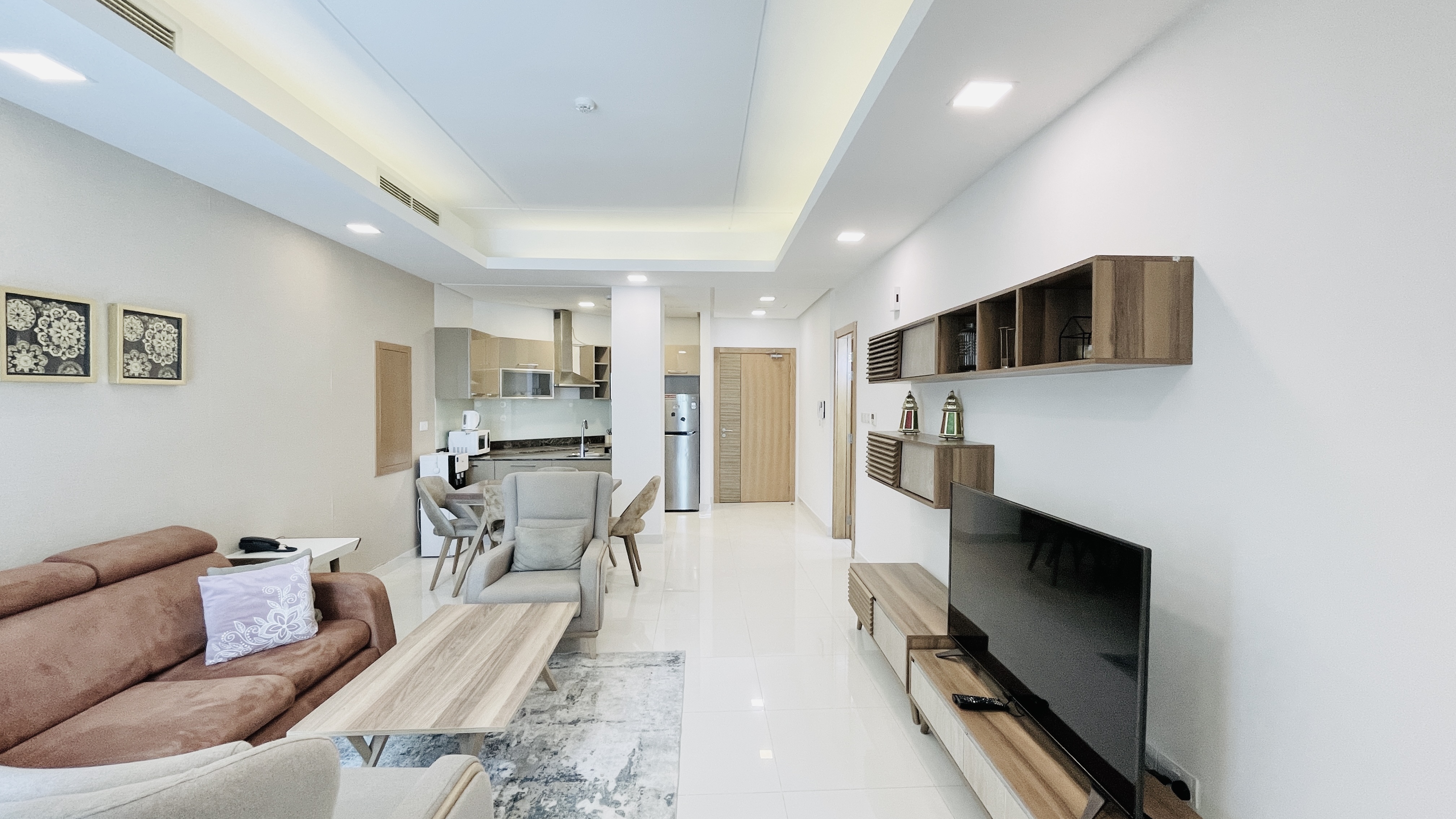 CITYVIEW | SPACIOUS ROOMS | GREAT FACILITIES 