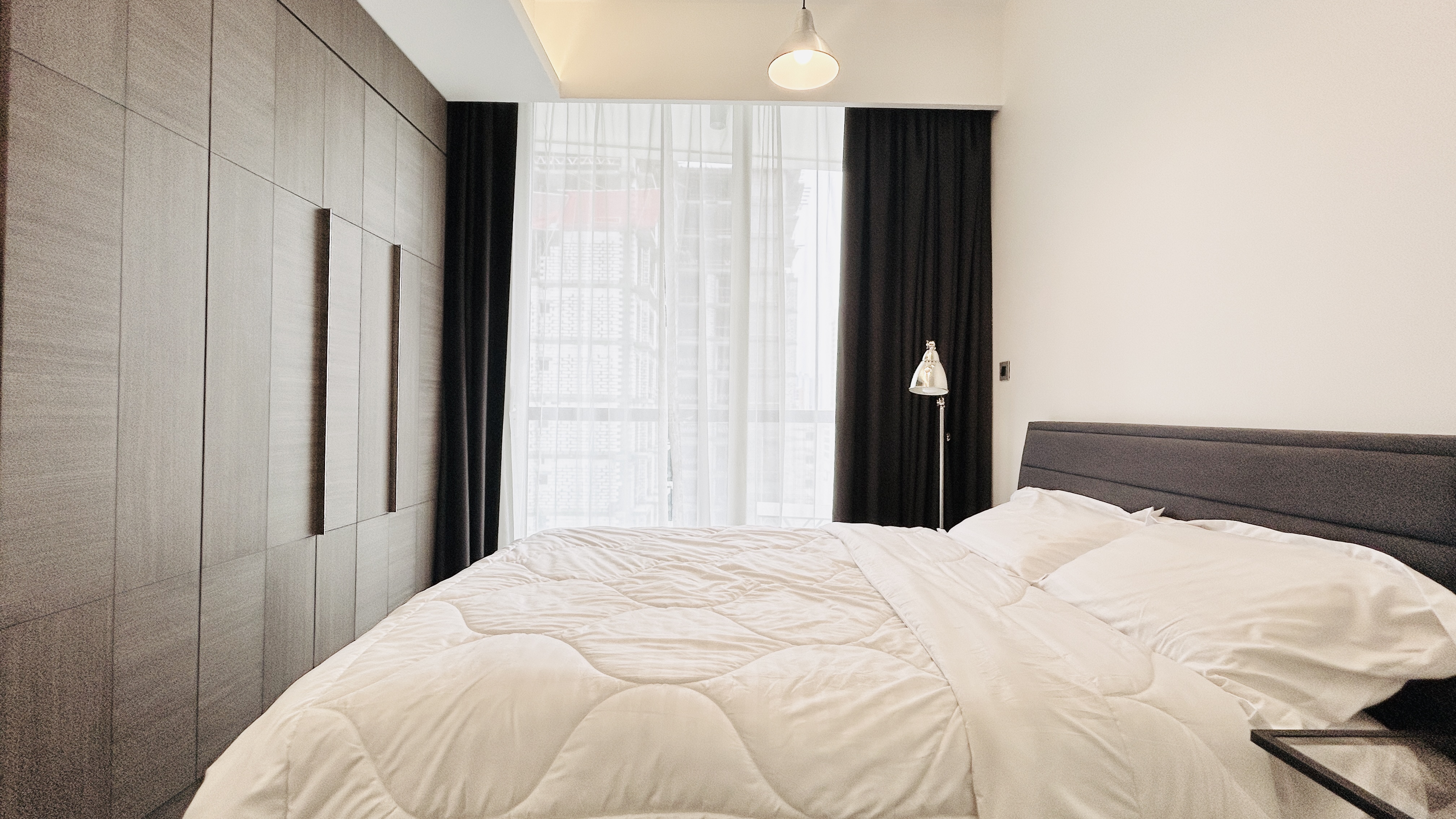HIGH END AMENITIES | MODERN | CITY VIEW | BALCONY