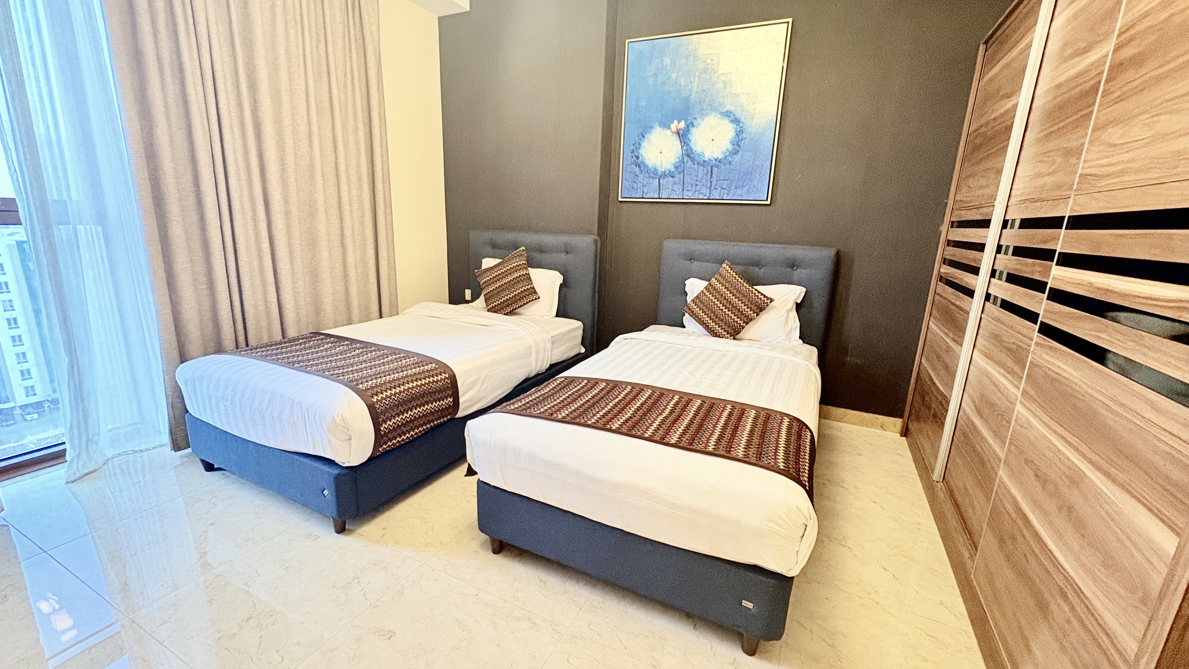 LUXURY 2BR IN JUFFAIR | Indoor Pool & Spa | 450 BD