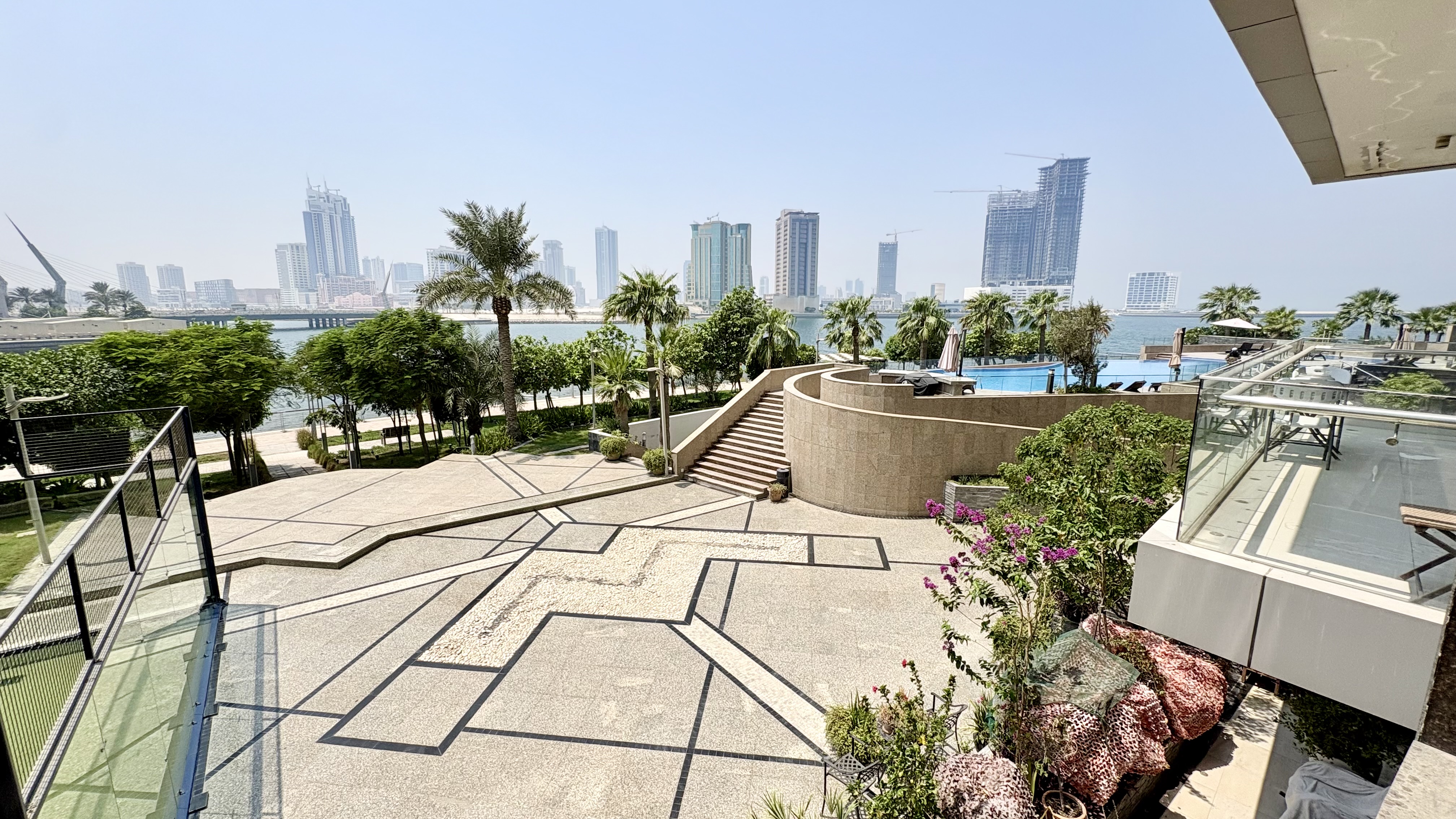 Luxury 1BR Apartment in Reef Island | BD 60,000