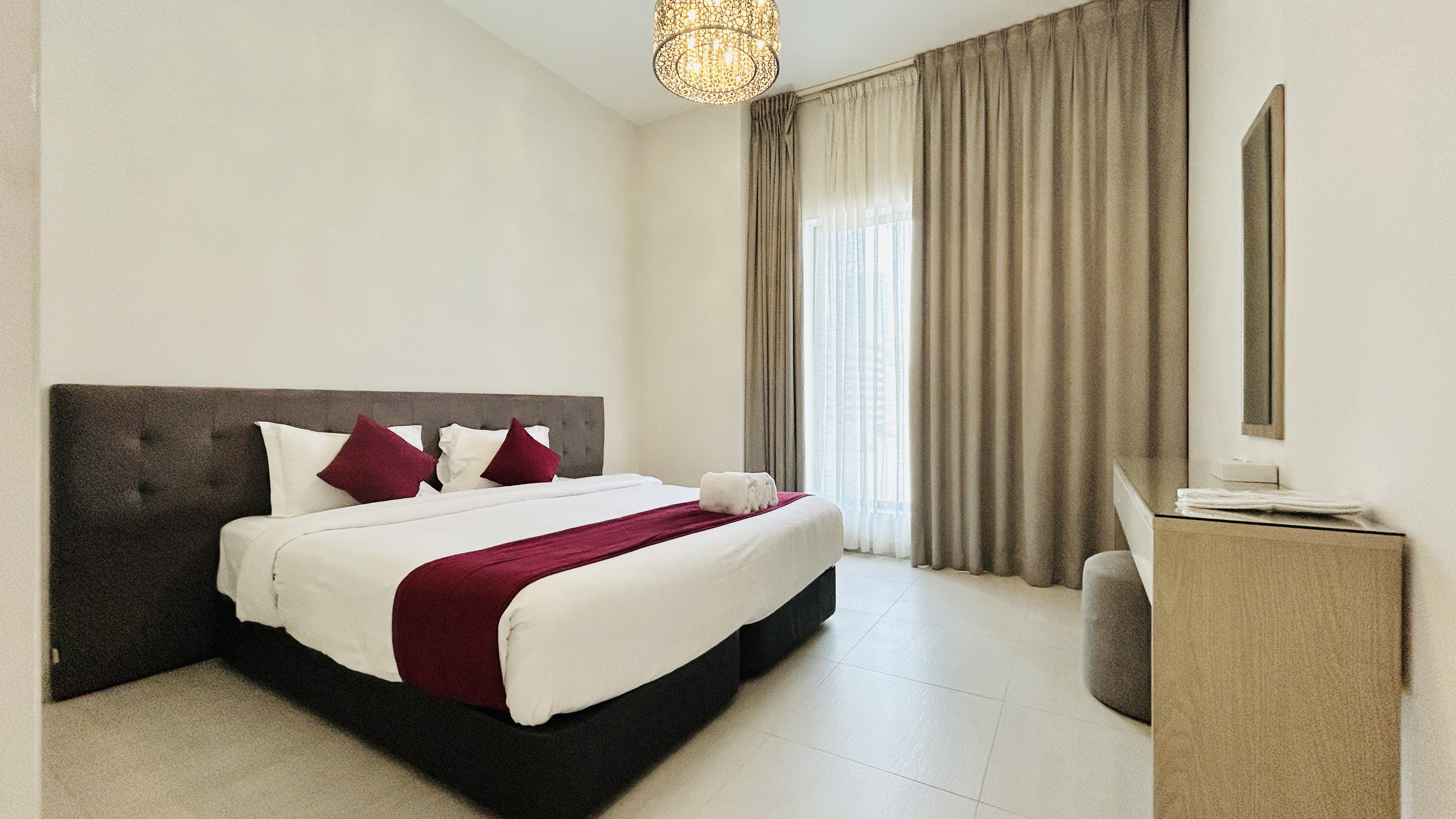 AMENITIES | BALCONY | CITYVIEW | SPACIOUS ROOMS 