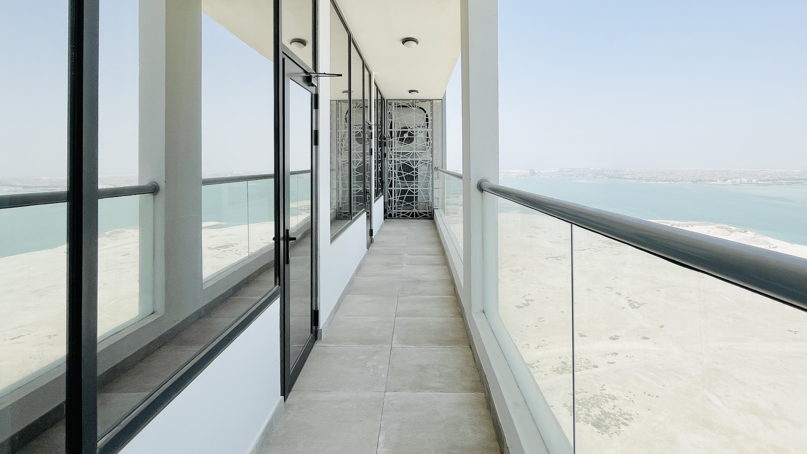 Stunning and Elegant 3 Bedroom Apartment For Rent