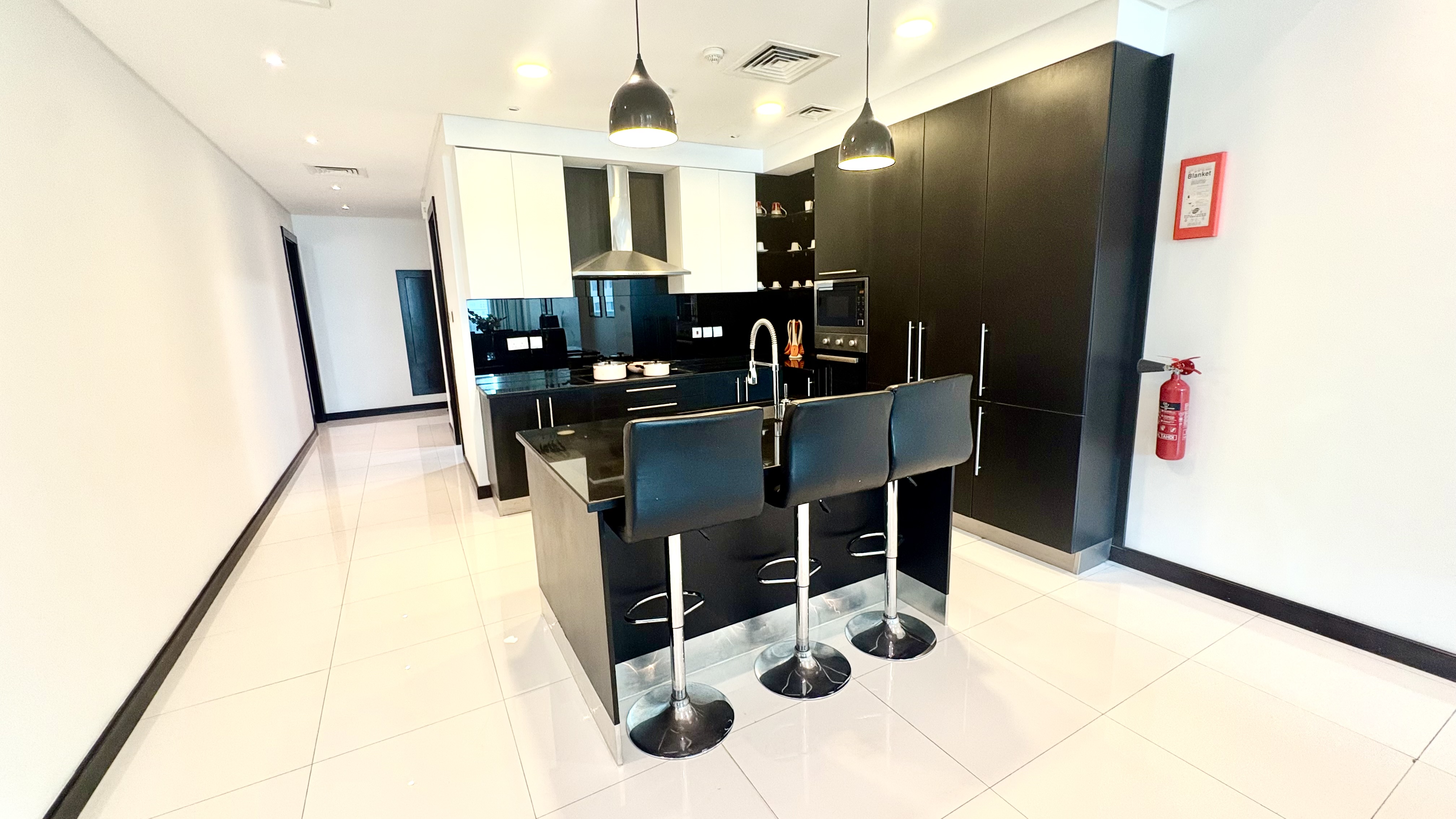 Luxurious 160sqm 2BR + Maid | Amazing Pool & Gym