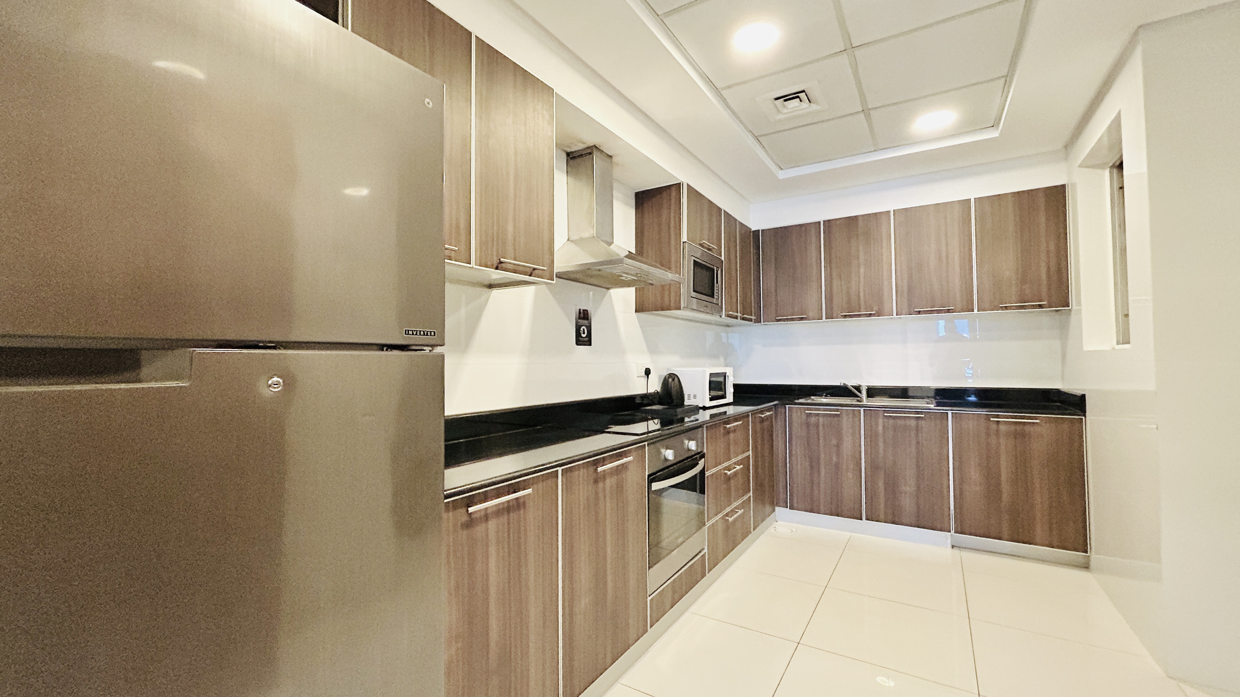SPACIOUS ROOMS | BALCONY | GREAT AMENITIES | MODERN