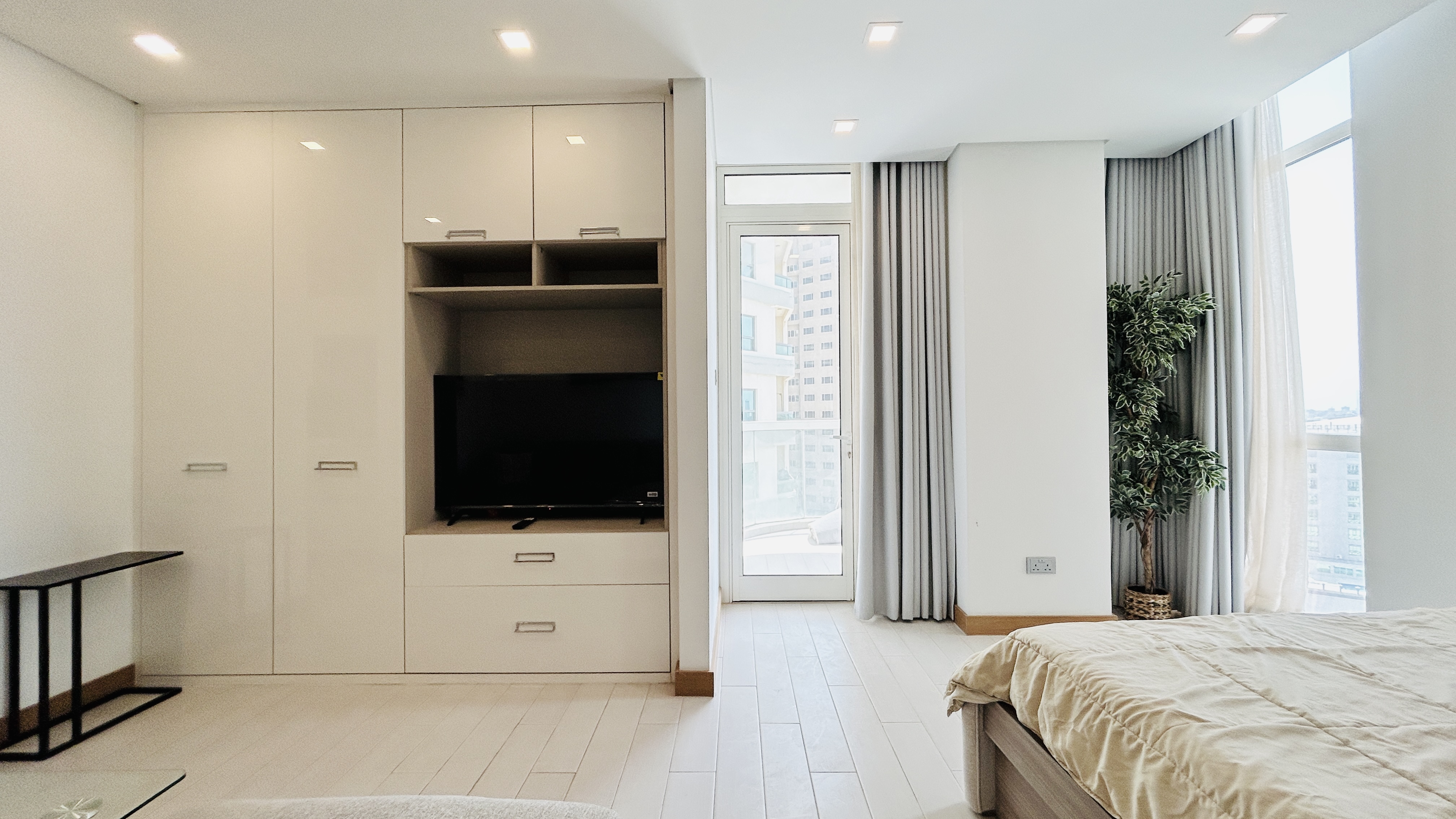GREAT FACILITIES | BALCONY | MODERN | SPACIOUS