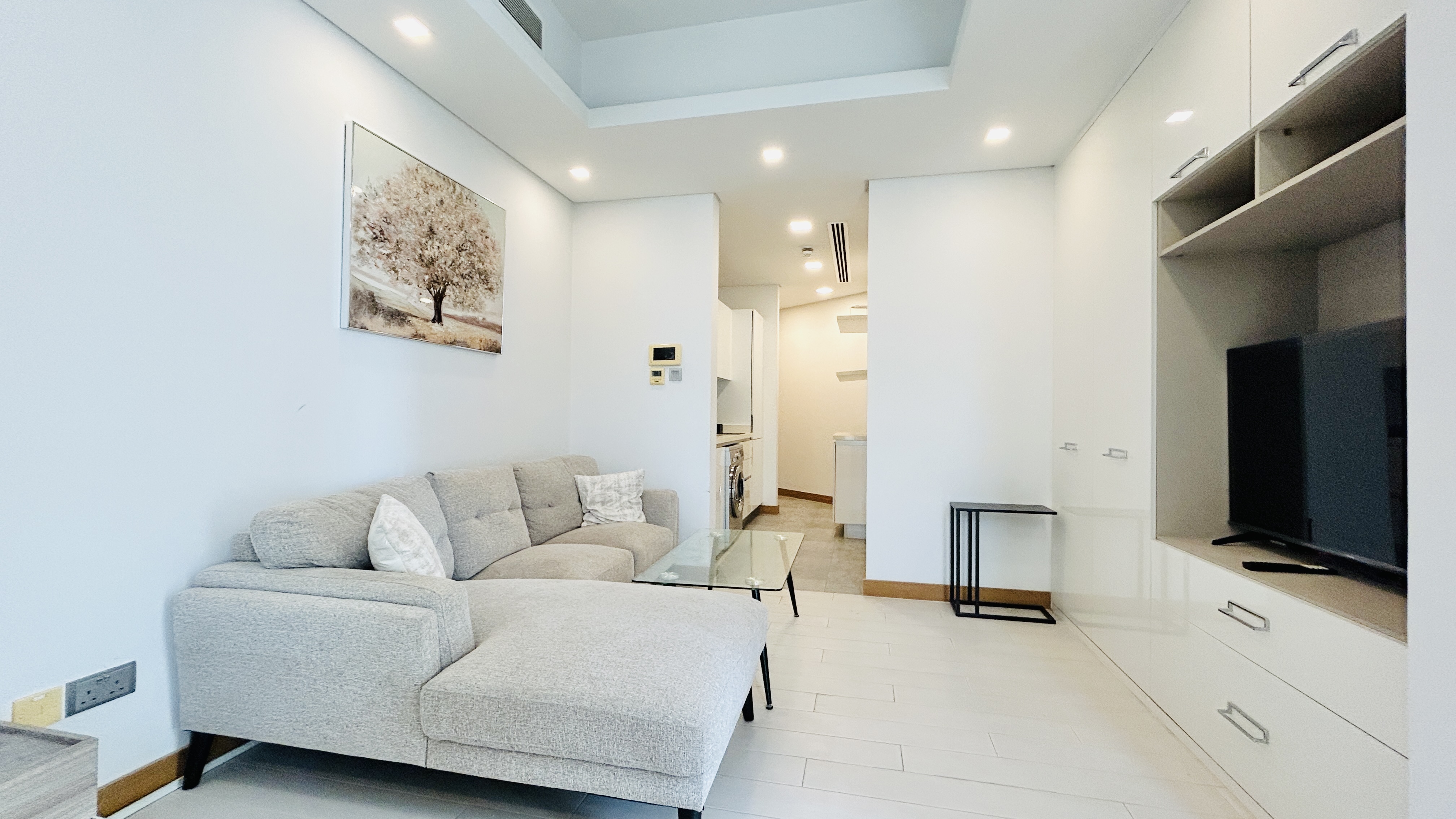 GREAT FACILITIES | BALCONY | MODERN | SPACIOUS