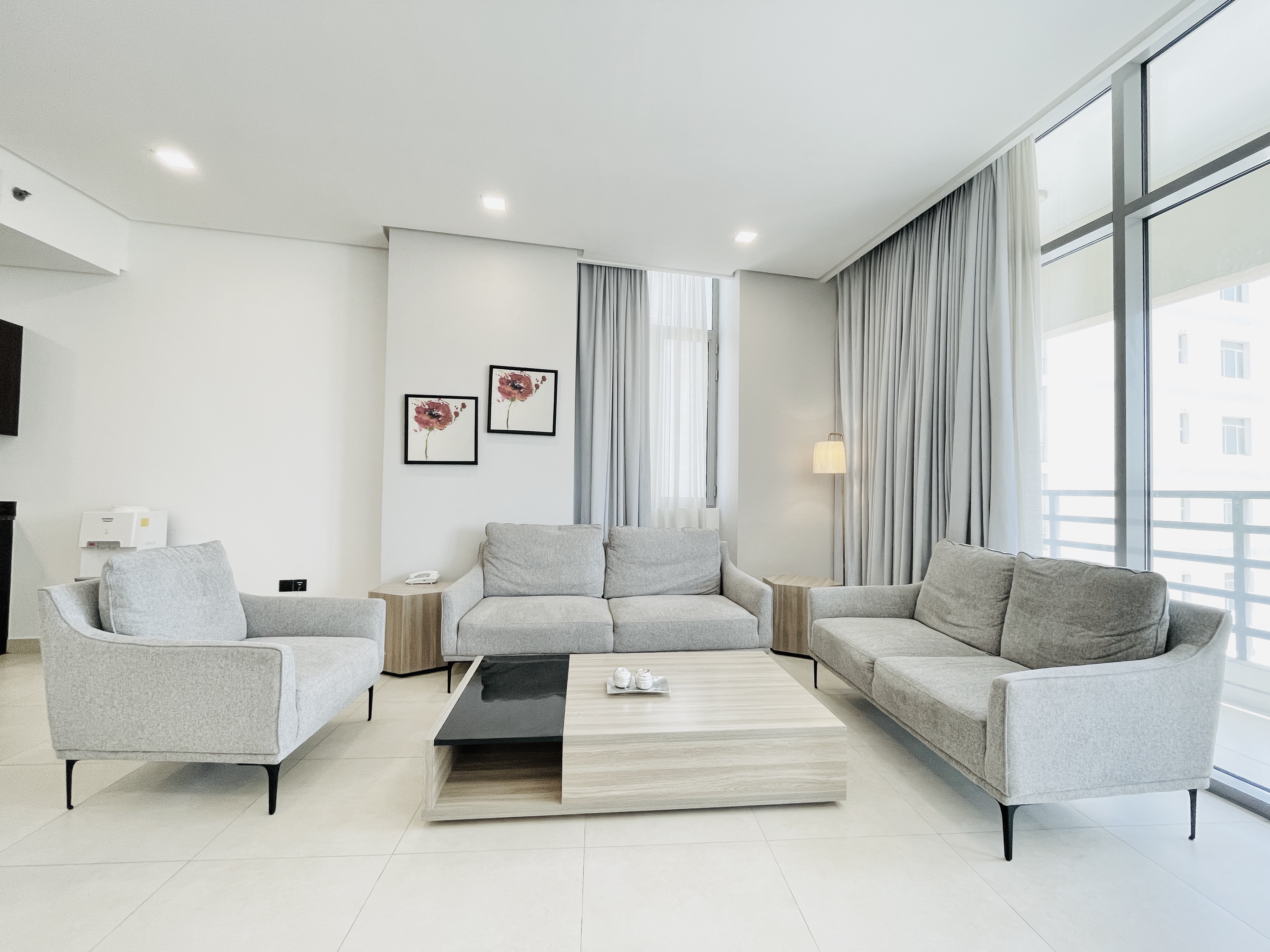 BALCONY | CITYVIEW | MODERN | SPACIOUS ROOMS 