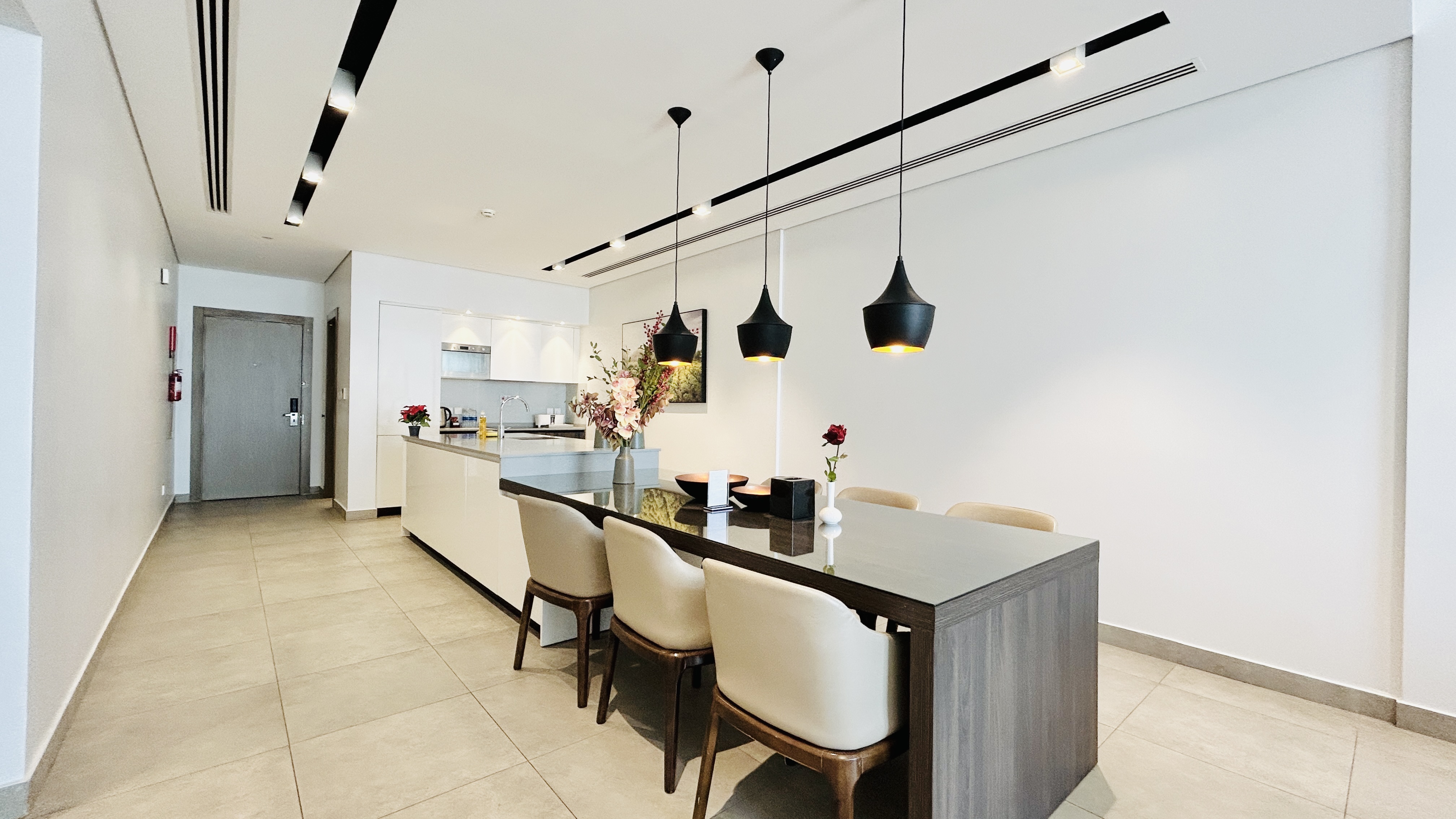 LUXURY | HIGH END AMENITIES | SPACIOUS | CITY VIEW