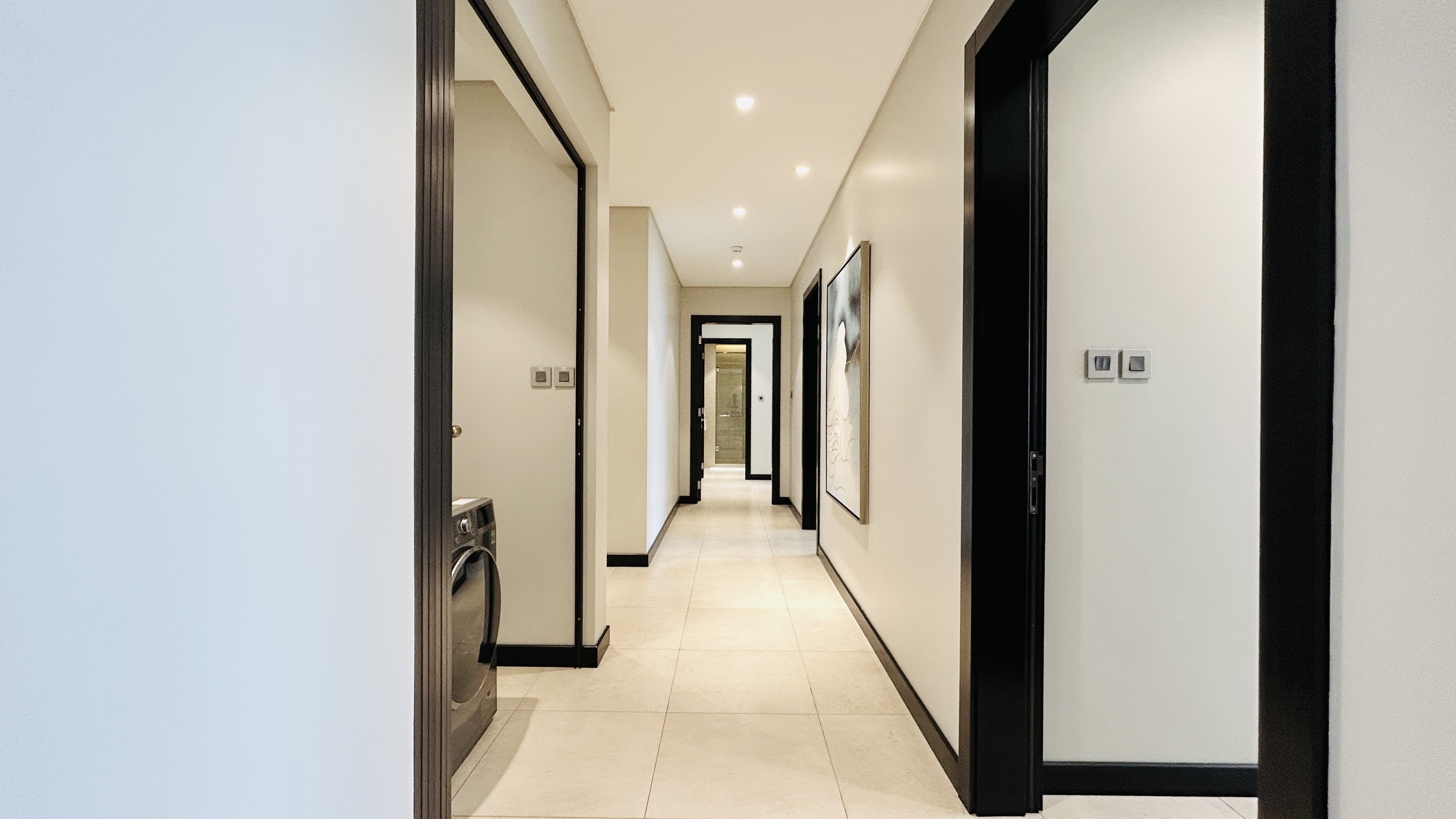 SEA VIEW | HIGH END AMENITIES | LUXURY | SPACIOUS