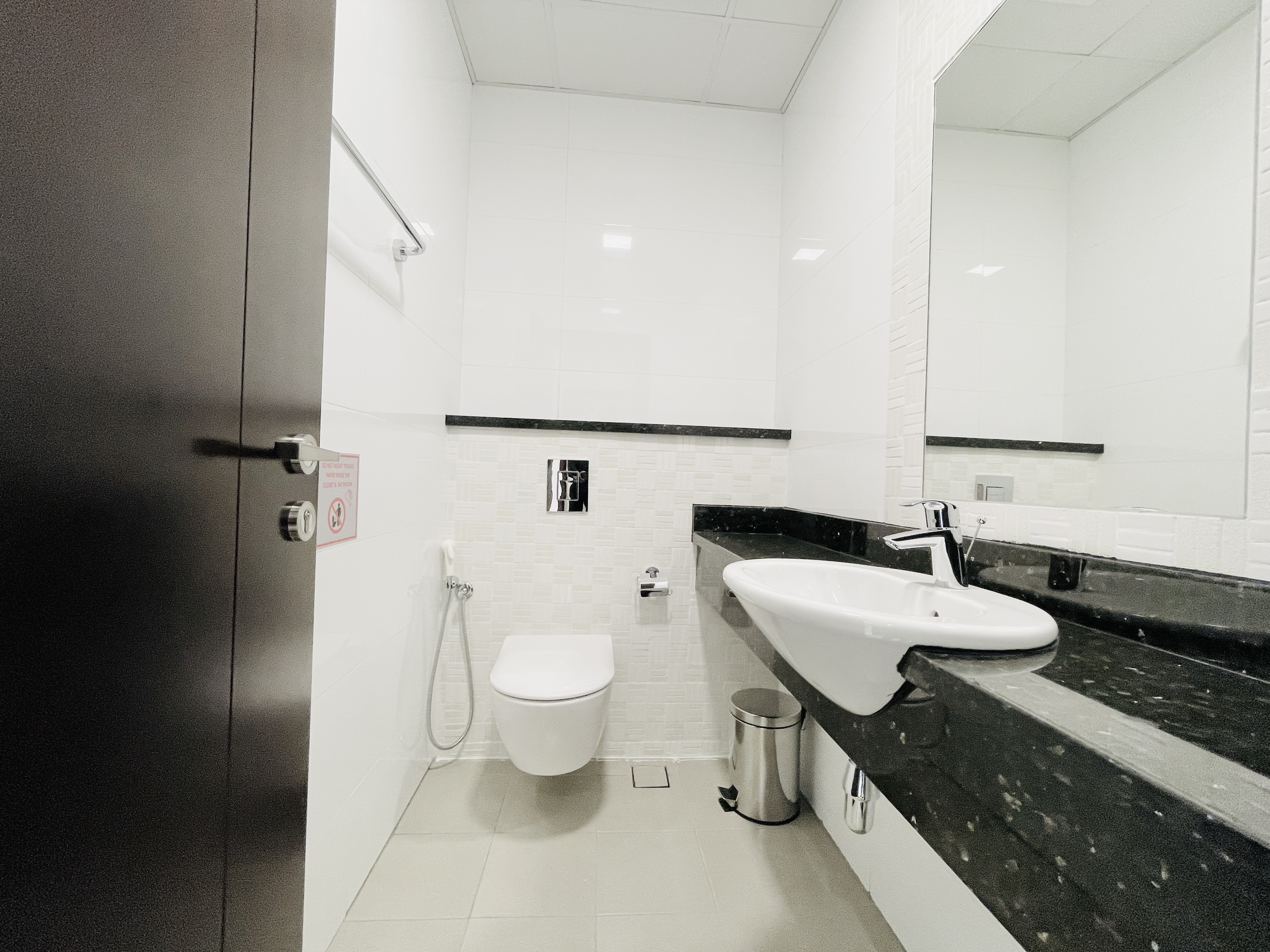 LUXURY | CITY VIEW | SPACIOUS ROOMS | GREAT FACILITIES