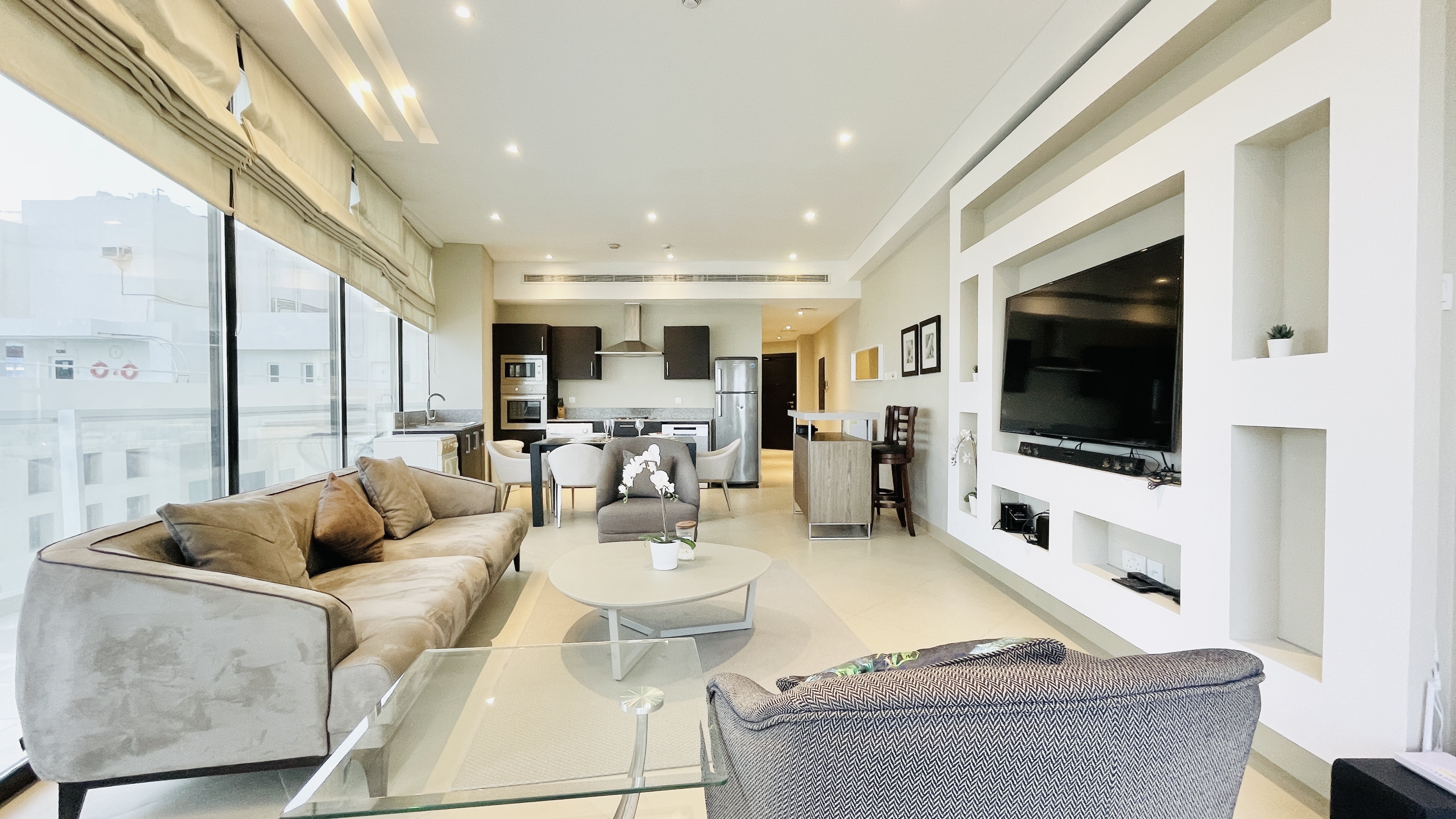 BALCONY | PARTIAL SEA/CITYVIEW | GREAT FACILITIES