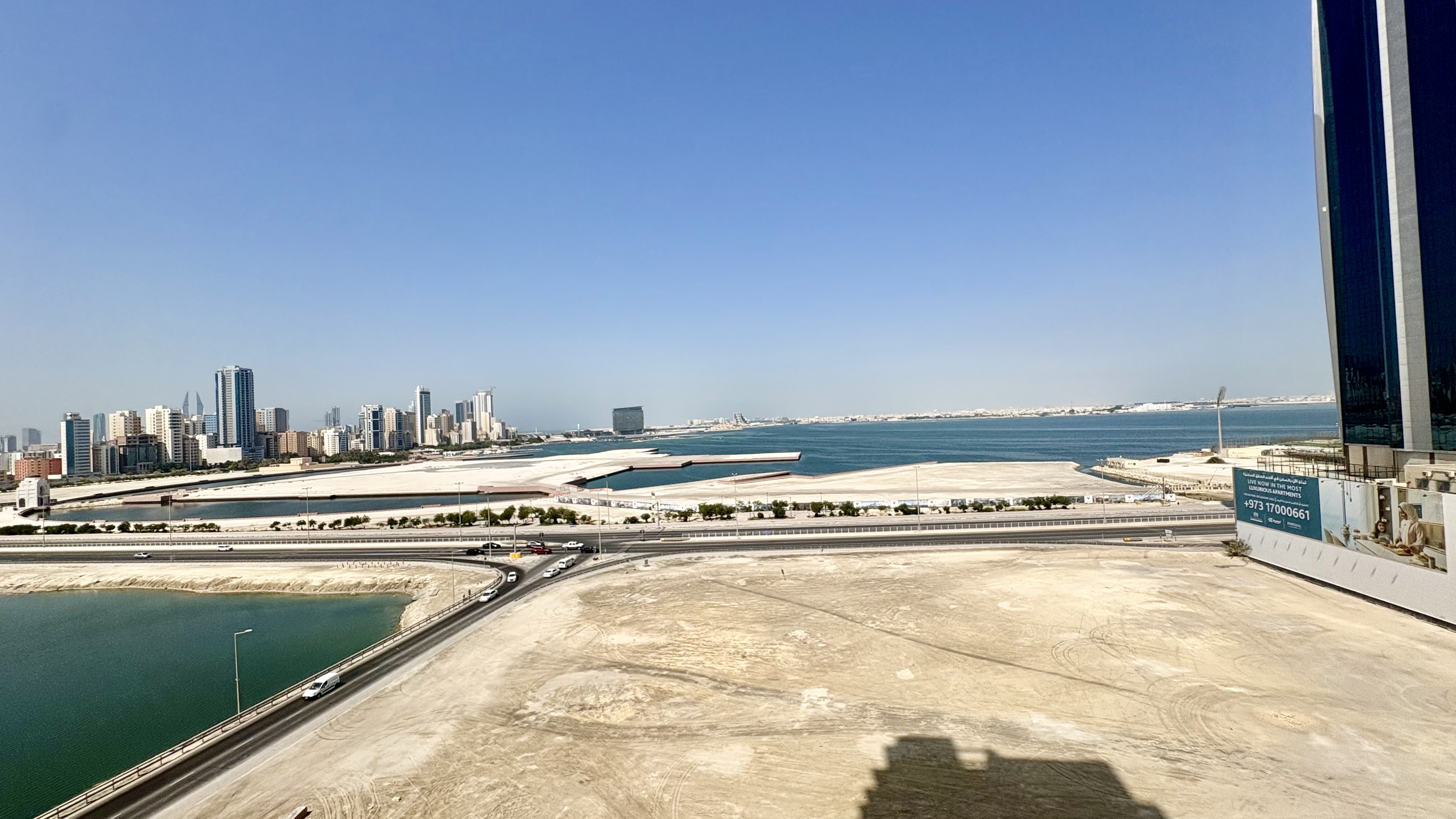 luxurious 1BR with Sea View in Juffair