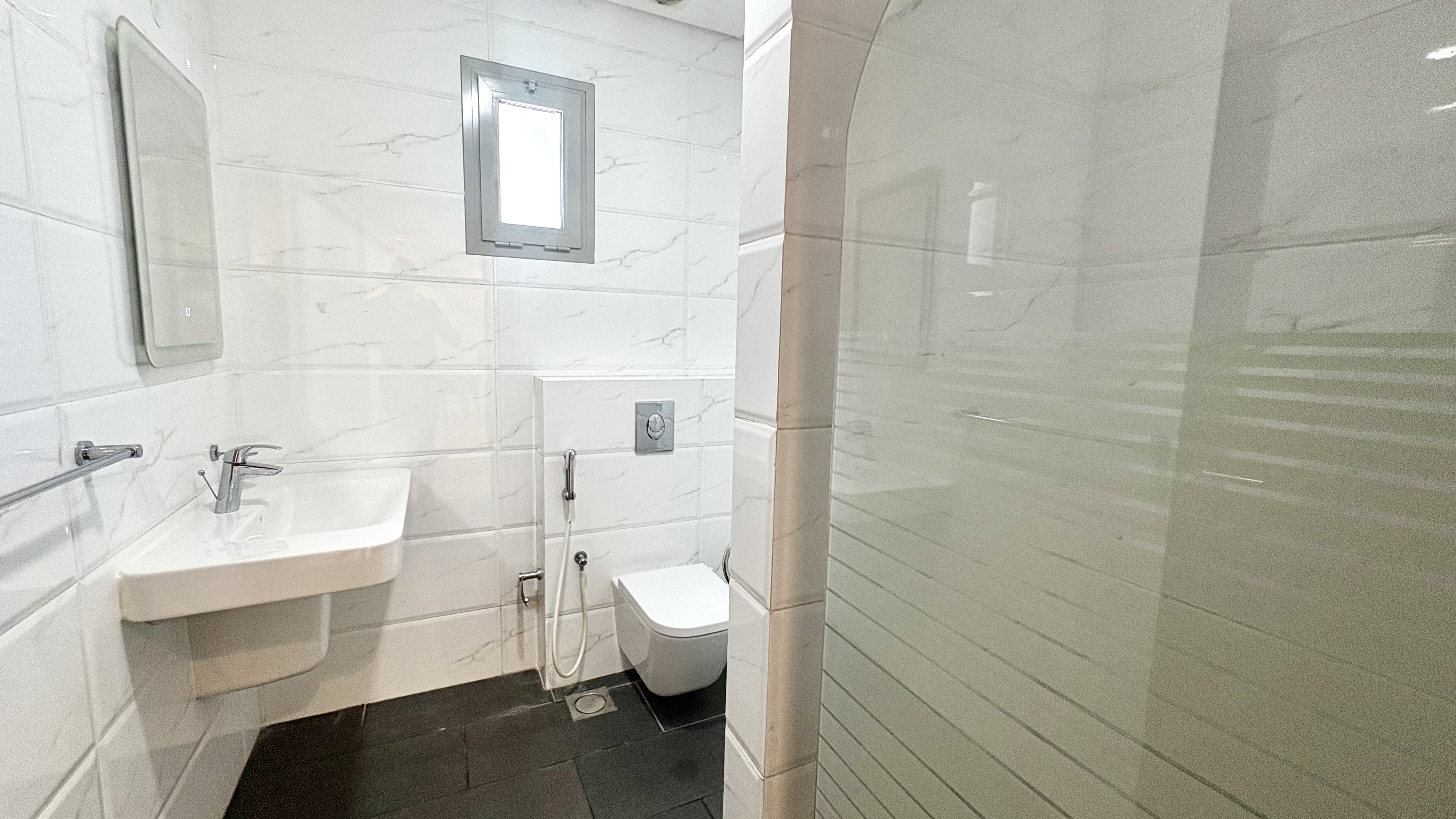 luxurious 1BR with Sea View in Juffair