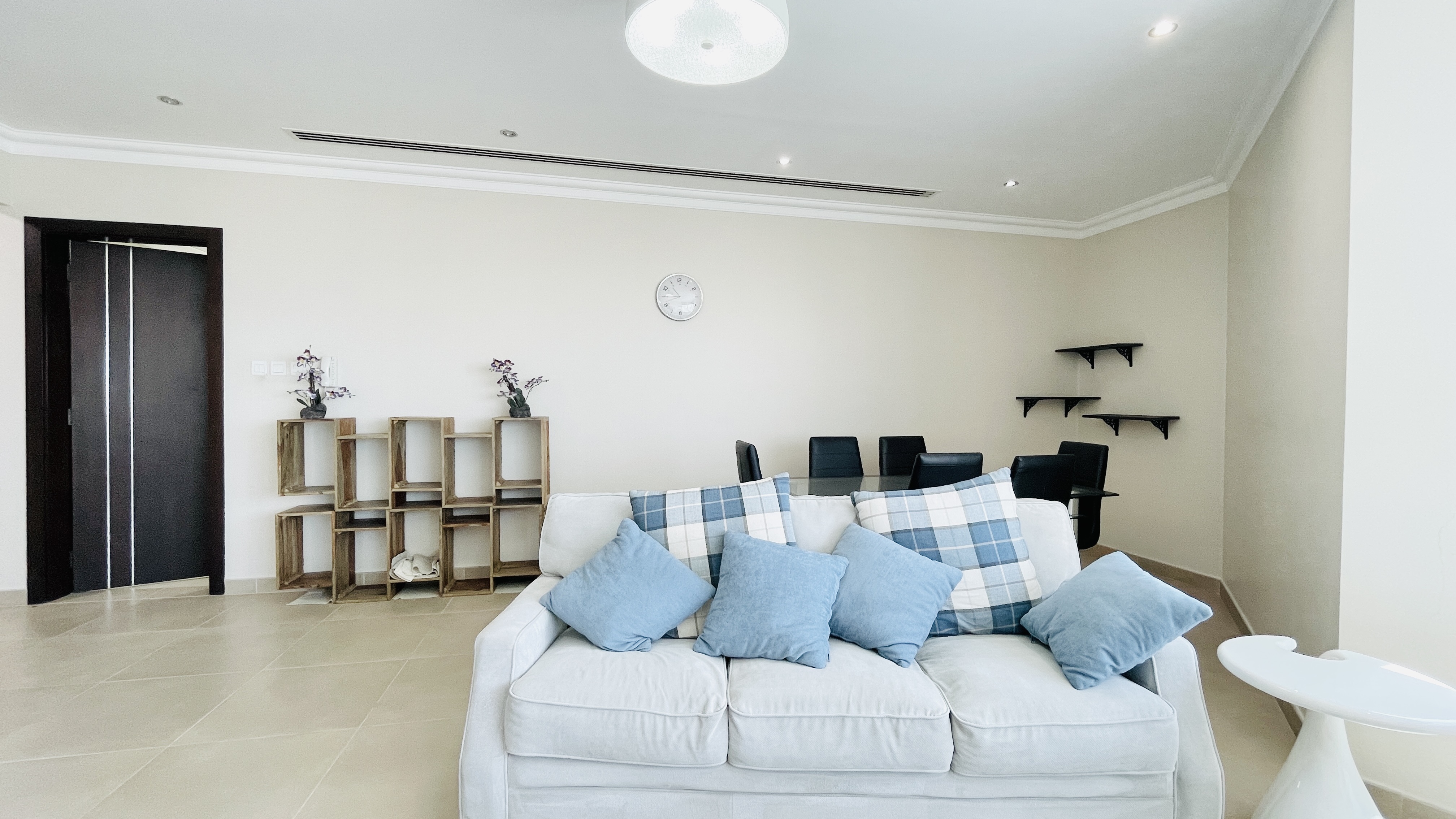 CITY VIEW | SPACIOUS ROOMS | GREAT FACILITIES | 