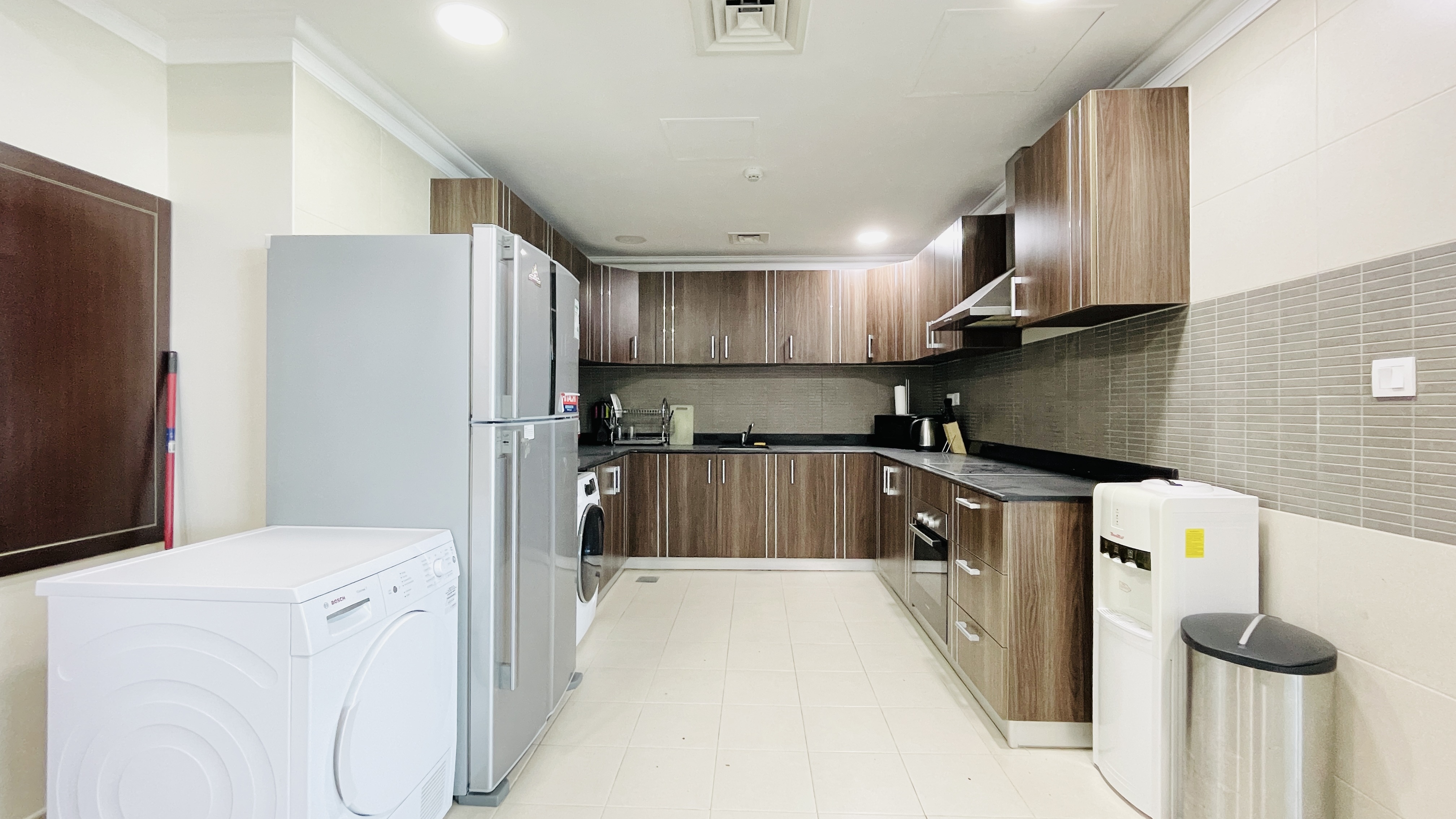 CITY VIEW | SPACIOUS ROOMS | GREAT FACILITIES | 