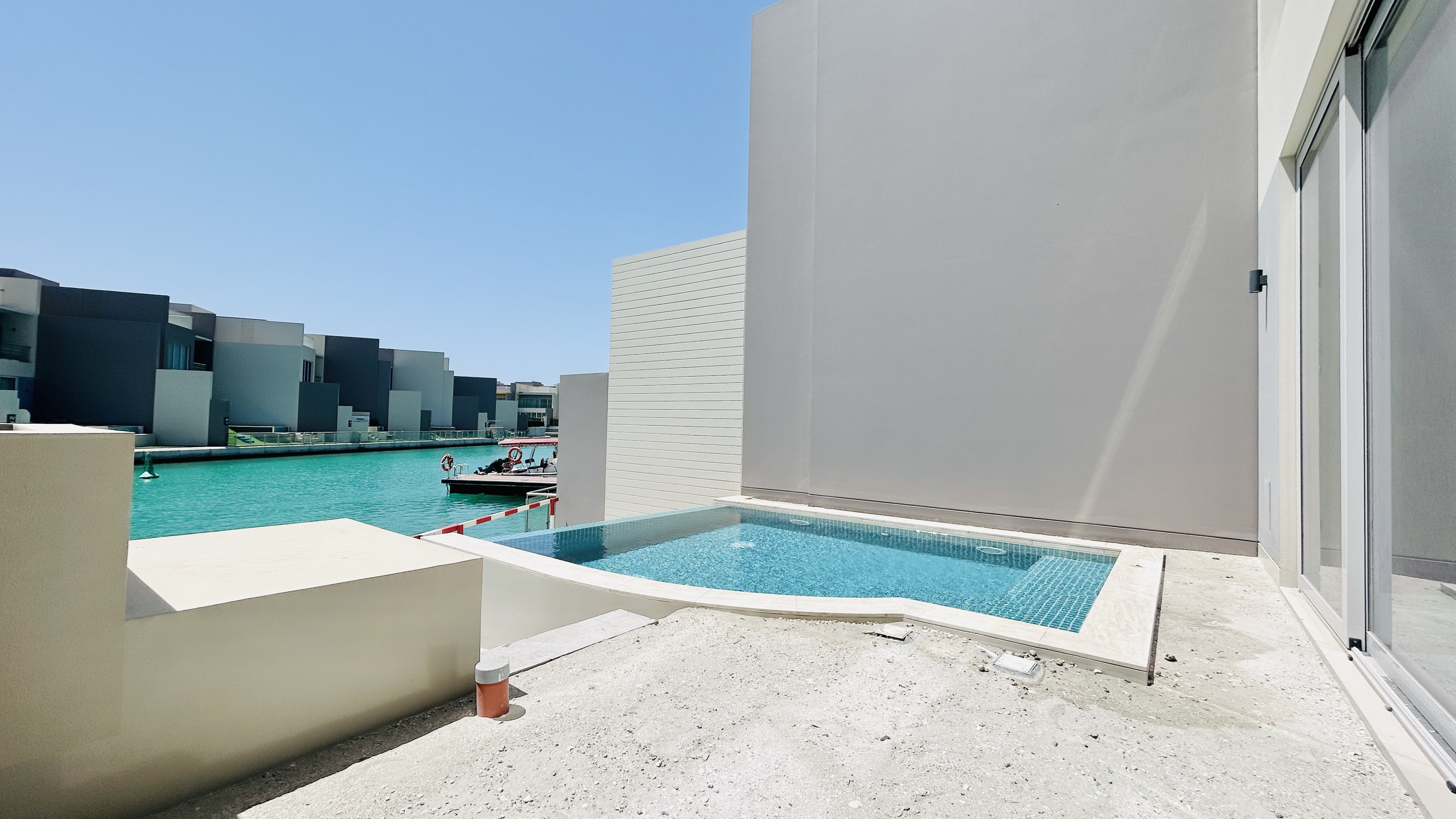 WATERFRONT VIEW | BRAND NEW | MODERN | PRIVATE POOL