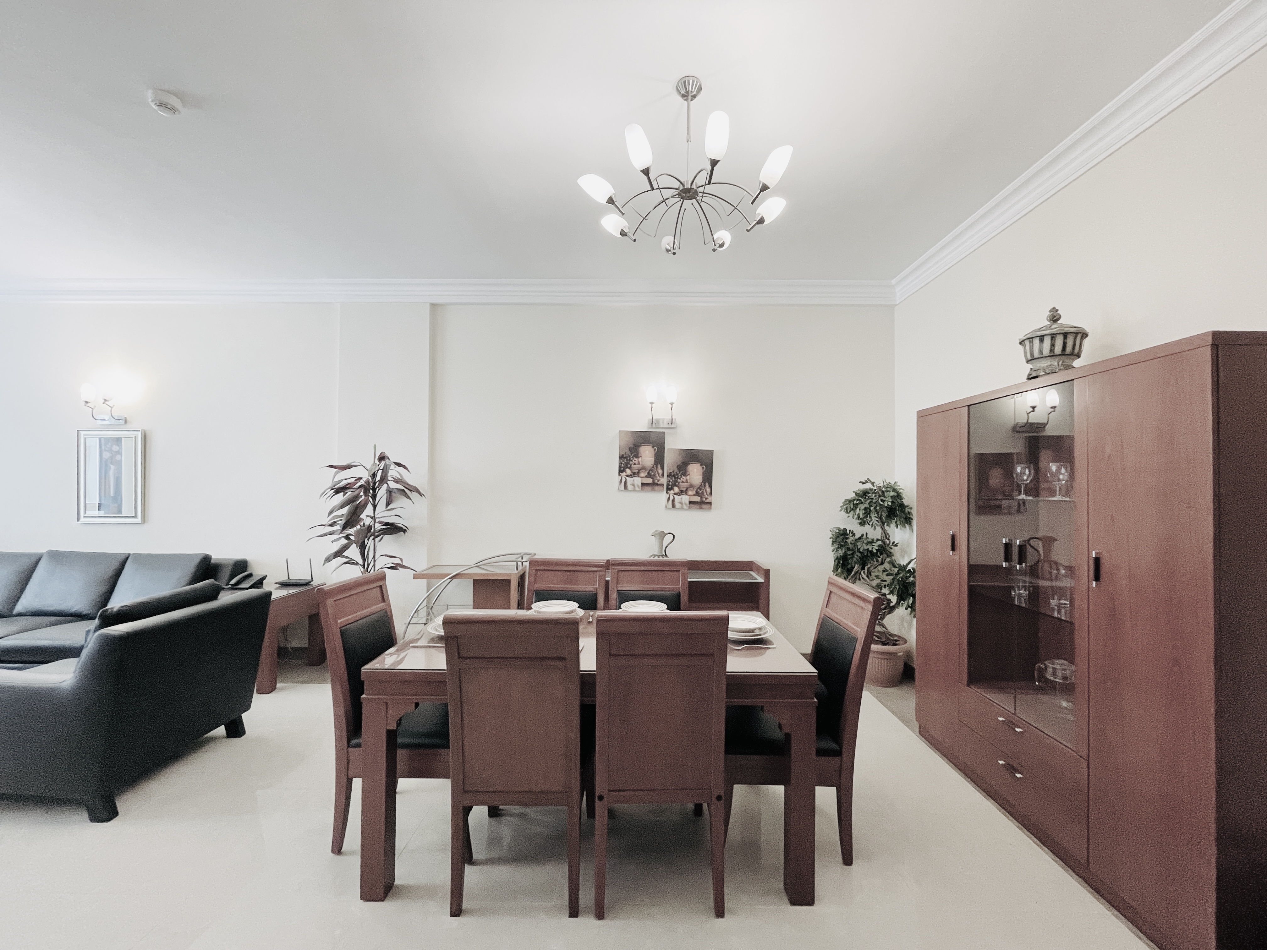 MODERN | SPACIOUS ROOMS | CITY VIEW | GREAT FACILITIES