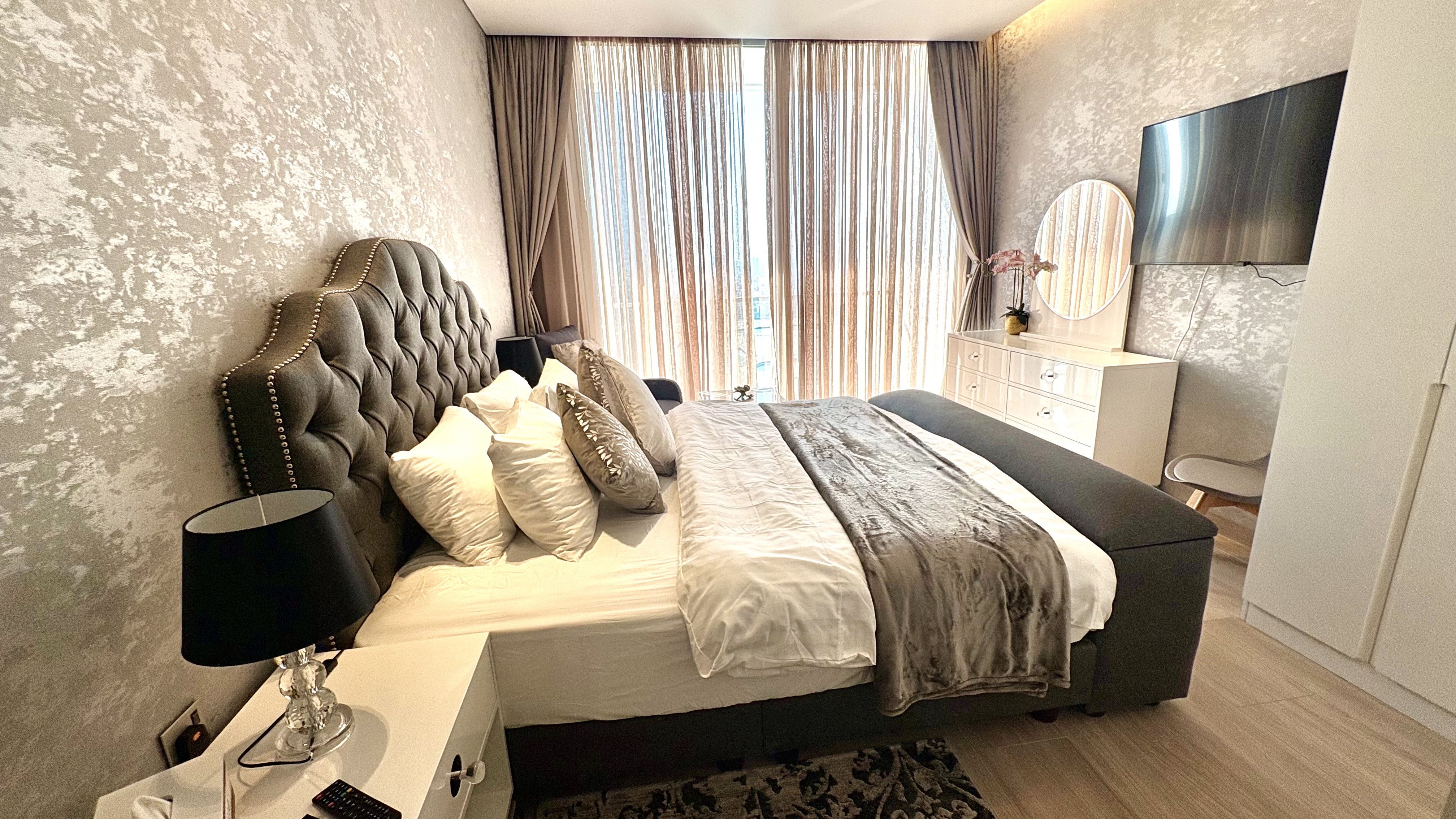 Luxury Furnished 1-Bedroom Apartment in Juffair