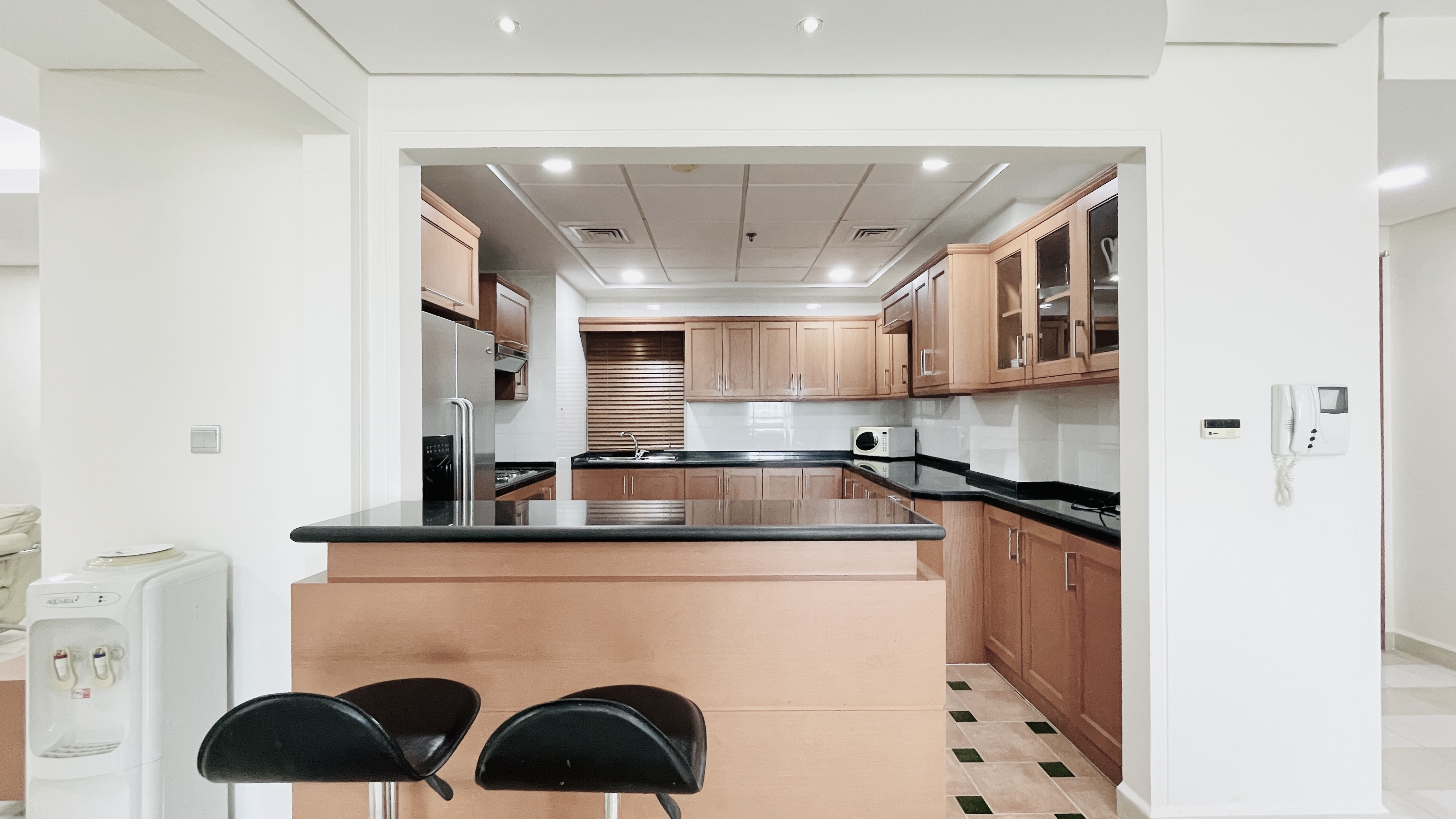 HOUSE KEEPING | BALCONY | CITYVIEW | GREAT FACILITIES