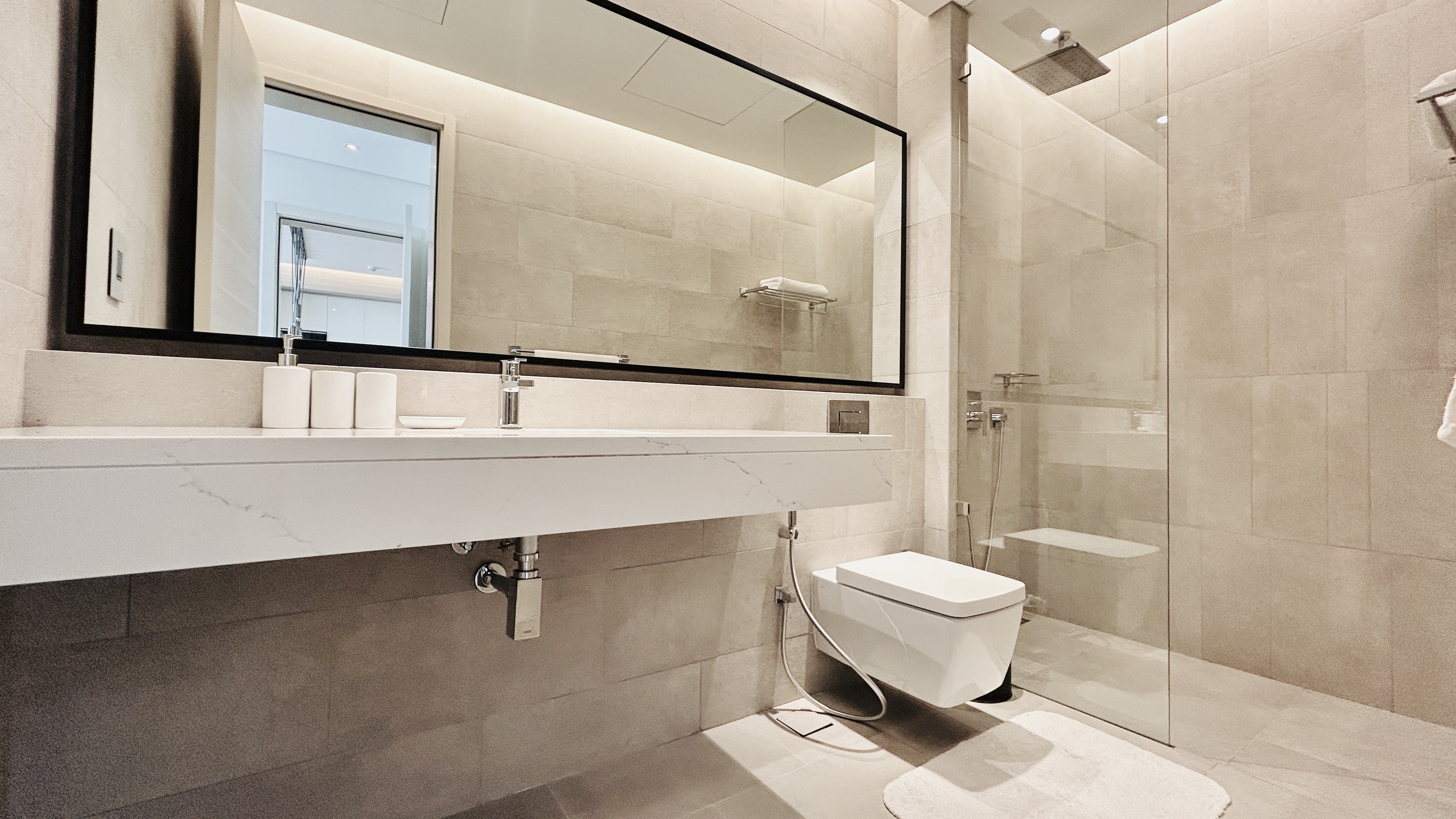 GREAT AMENITIES | LUXURY | SPACIOUS ROOM | SEA VIEW 