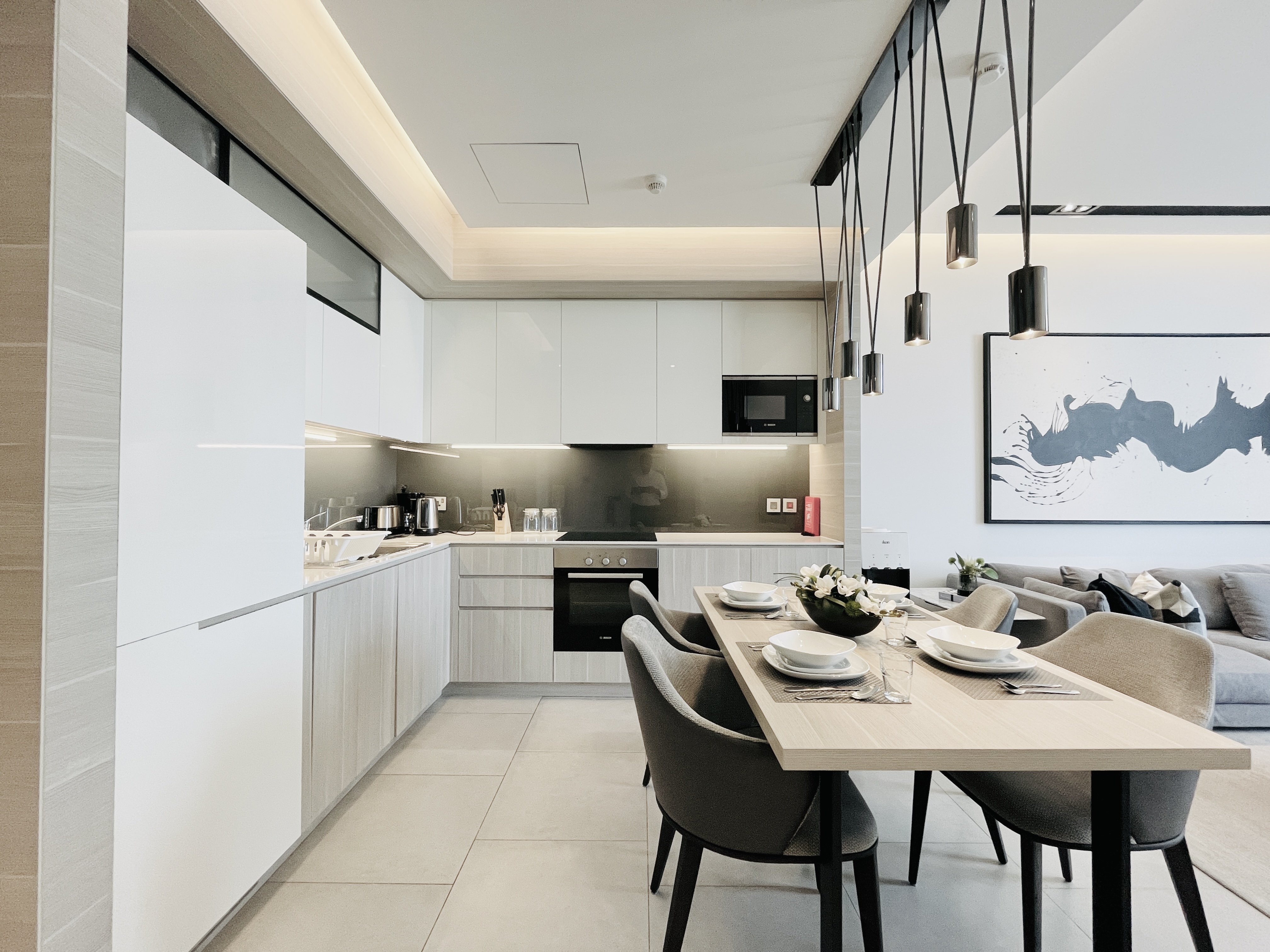 LUXURY | SPACIOUS ROOM | SEA VIEW | BALCONY